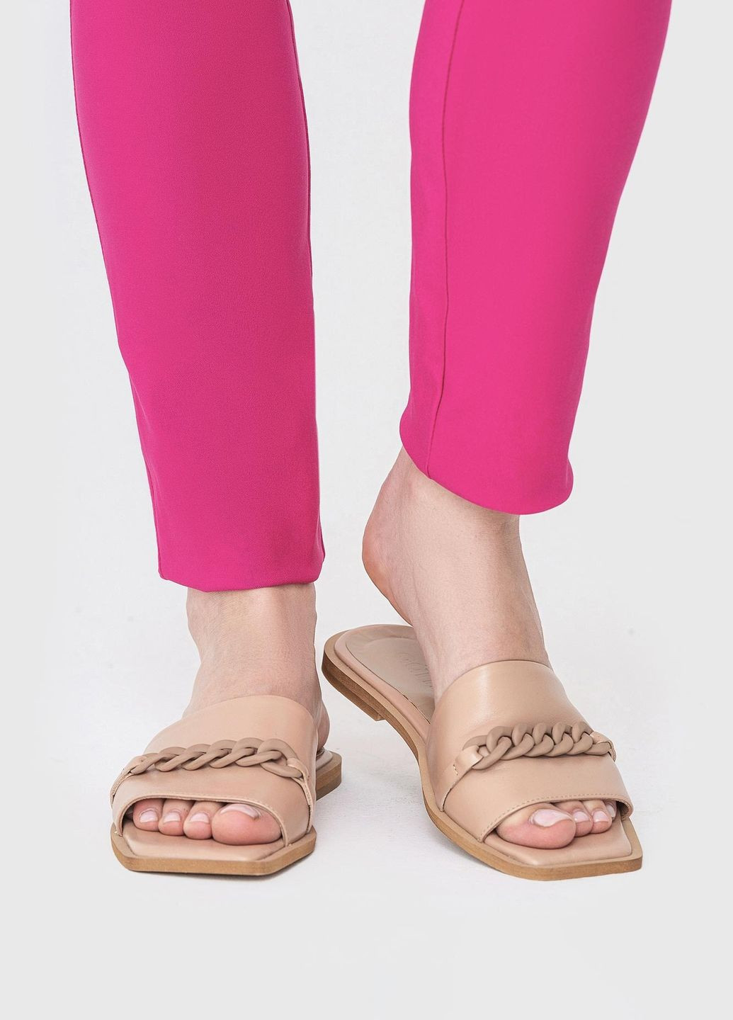 Жіночі шкіряні шльопанці Garne (260198477)