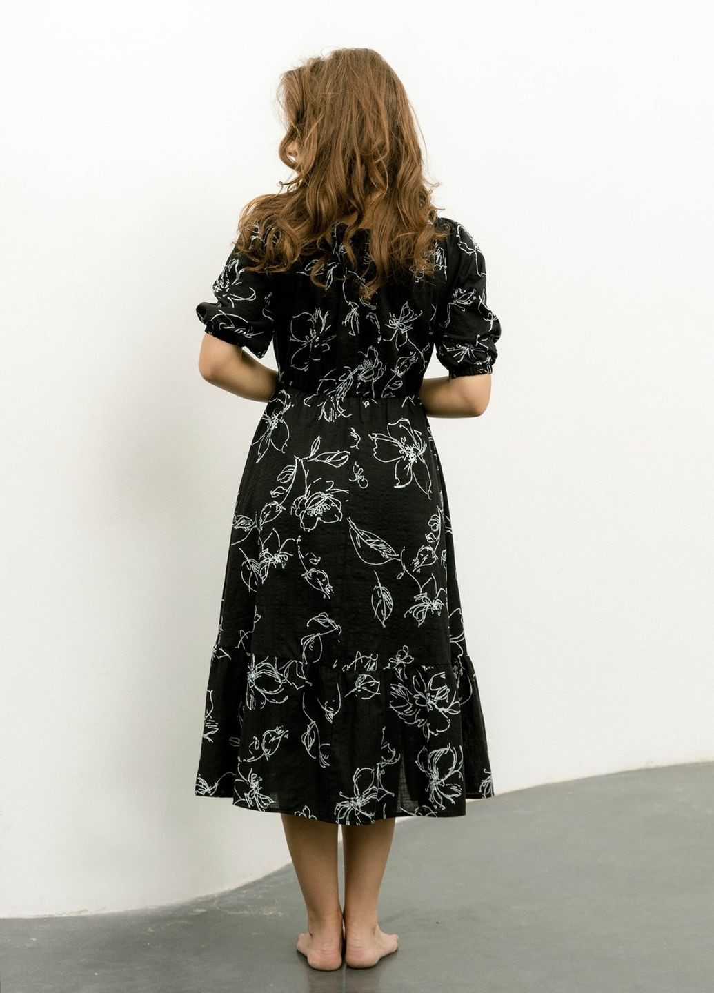 Черное повседневный платье Liton с цветочным принтом