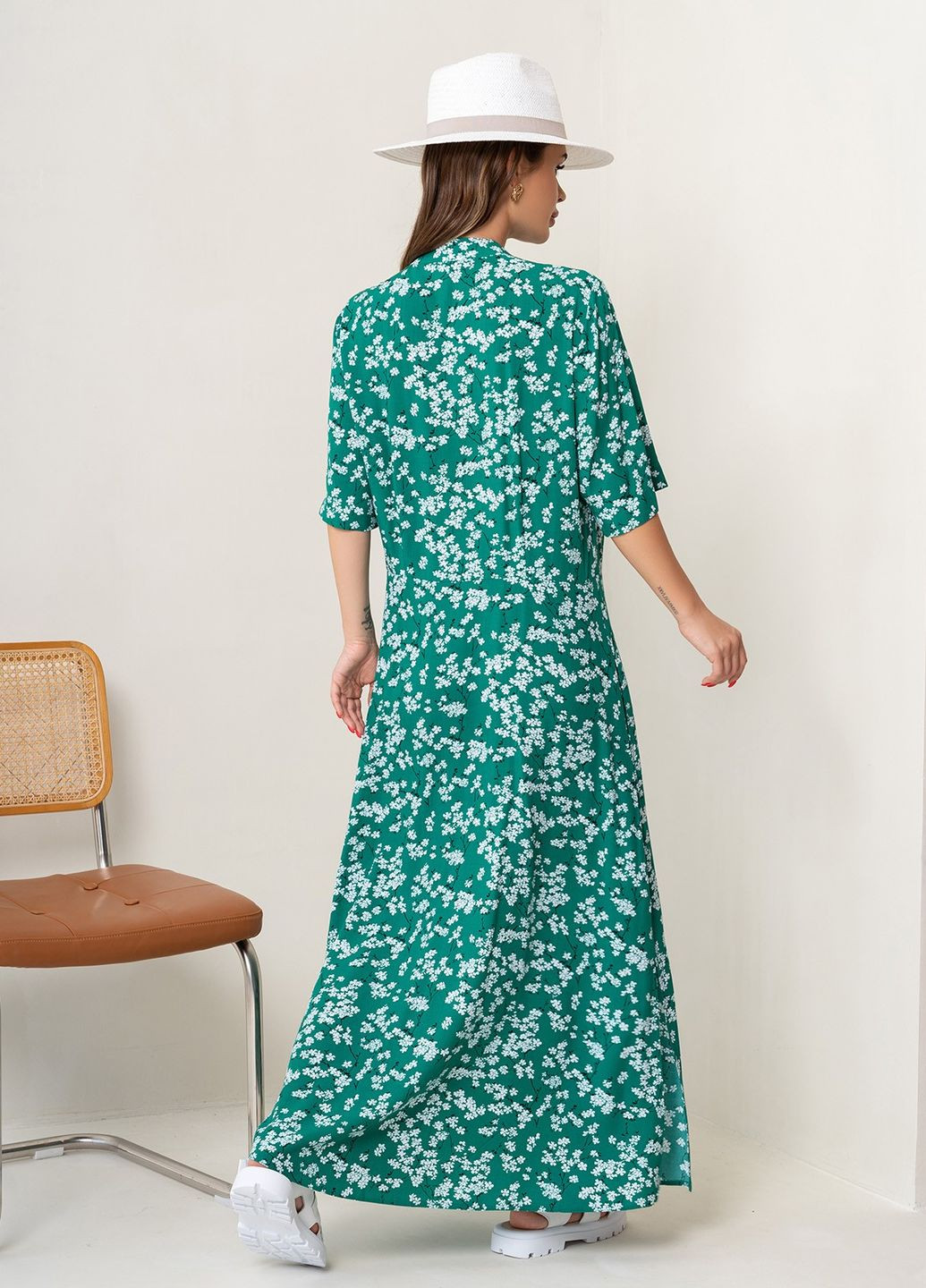 Зеленое повседневный платье женское рубашка ISSA PLUS с цветочным принтом