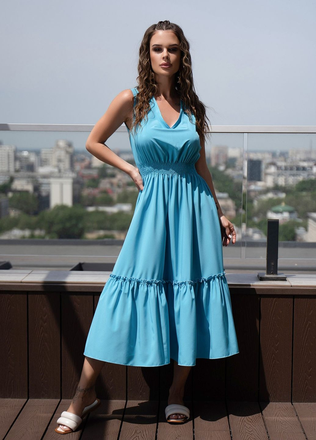 Блакитна повсякденний сукня жіноча кльош ISSA PLUS однотонна