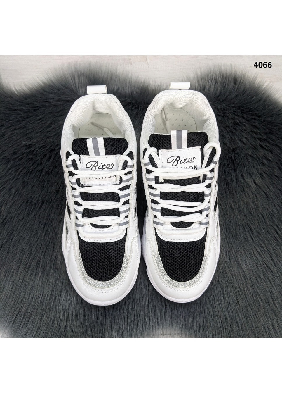Чорно-білі осінні кросівки жіночі підліткові на об'ємній підошві PRIME