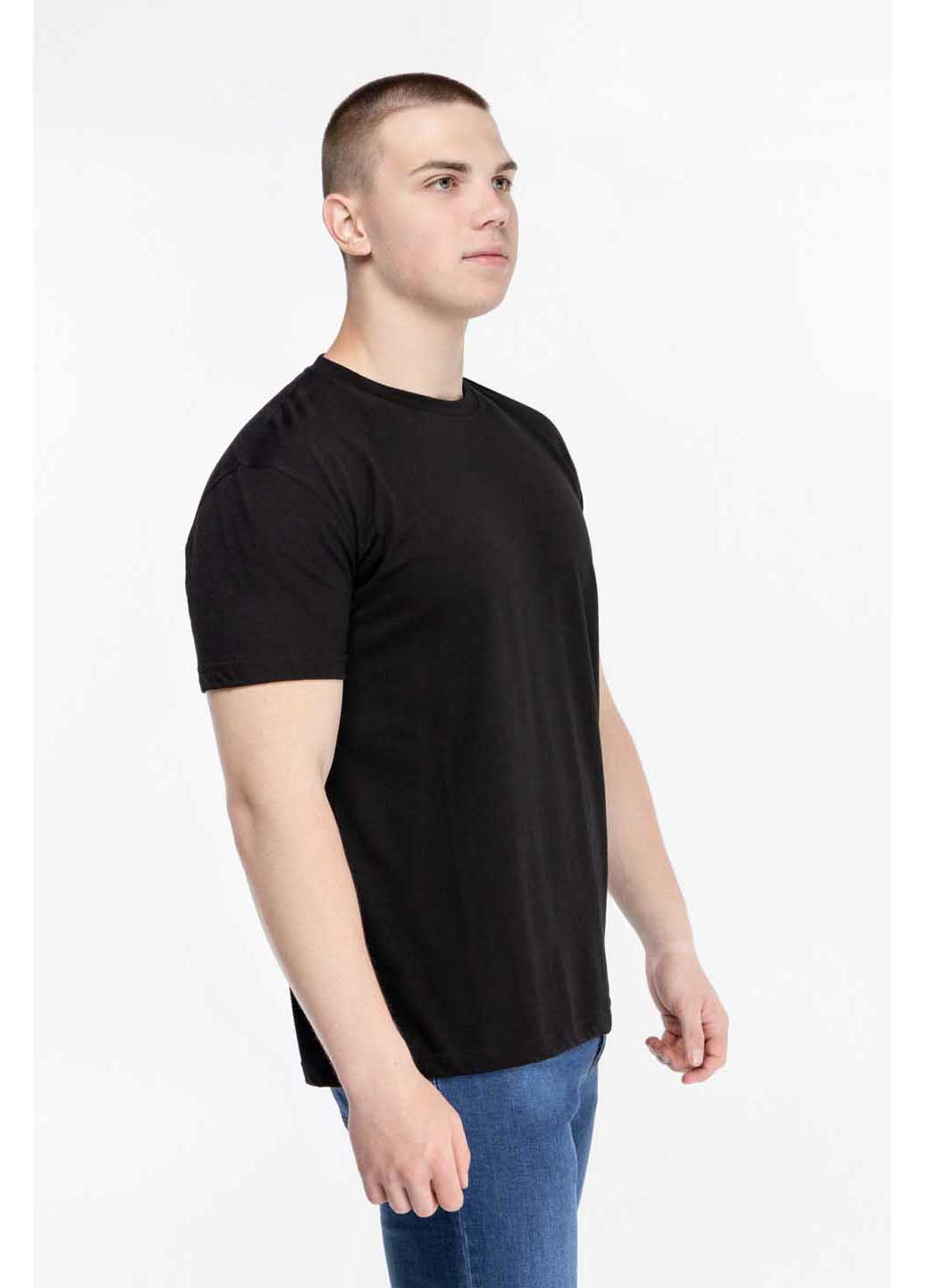Чорна футболка однотонна Stendo