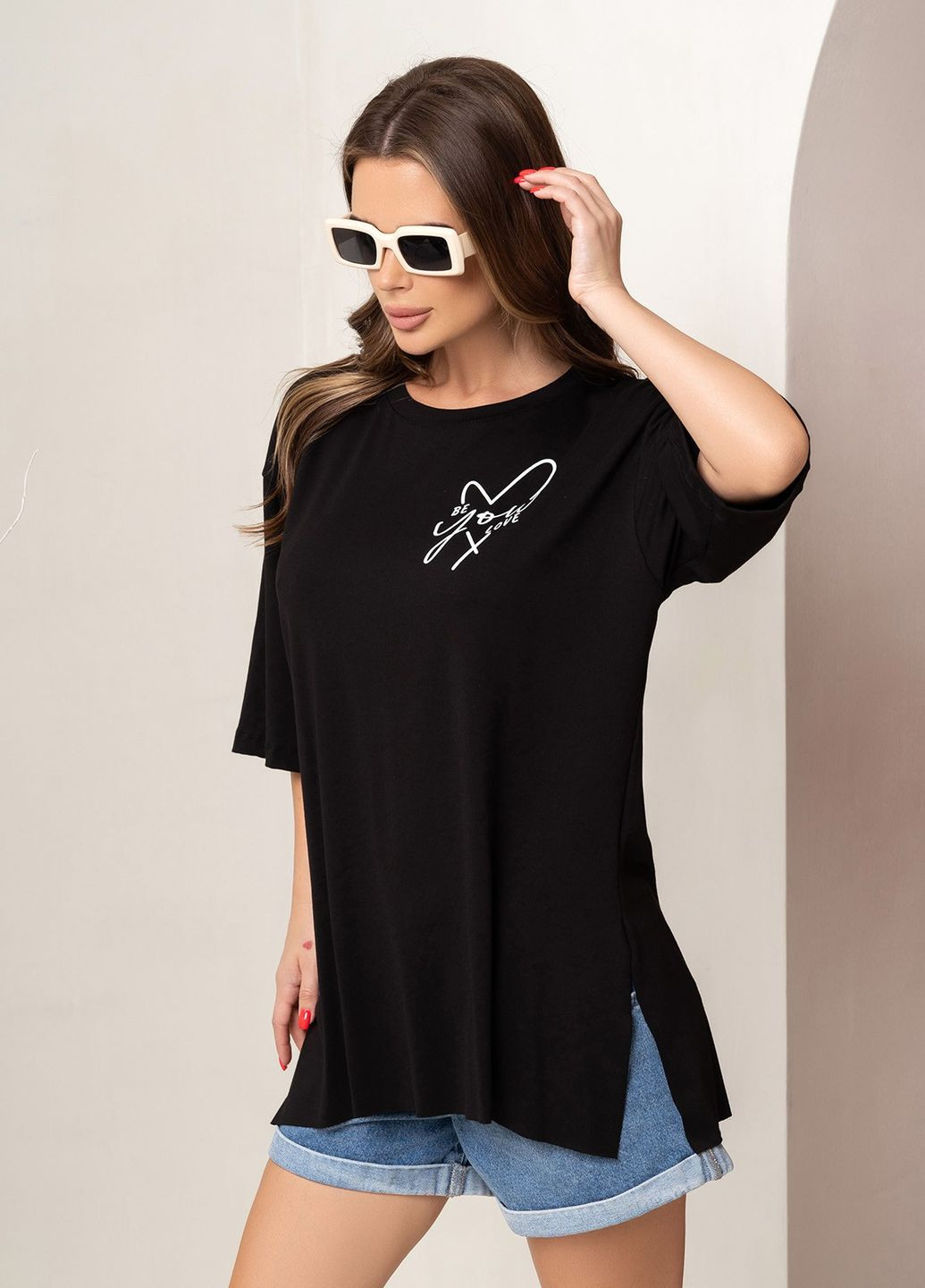 Чорна літня футболка жіноча з коротким рукавом ISSA PLUS 14079