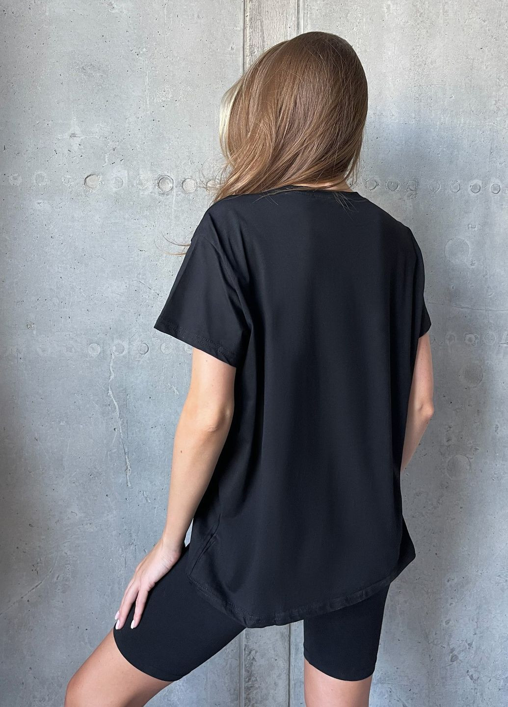 Чорна літня футболка жіноча з коротким рукавом ISSA PLUS WN20-501