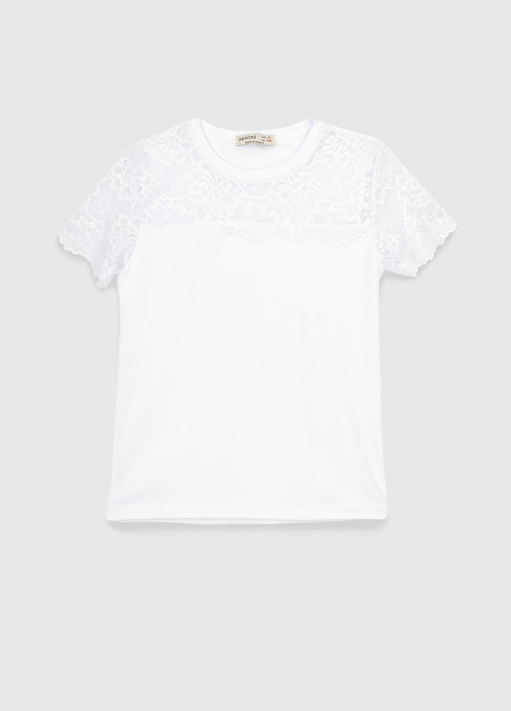 Белая блузка Benini демисезонная