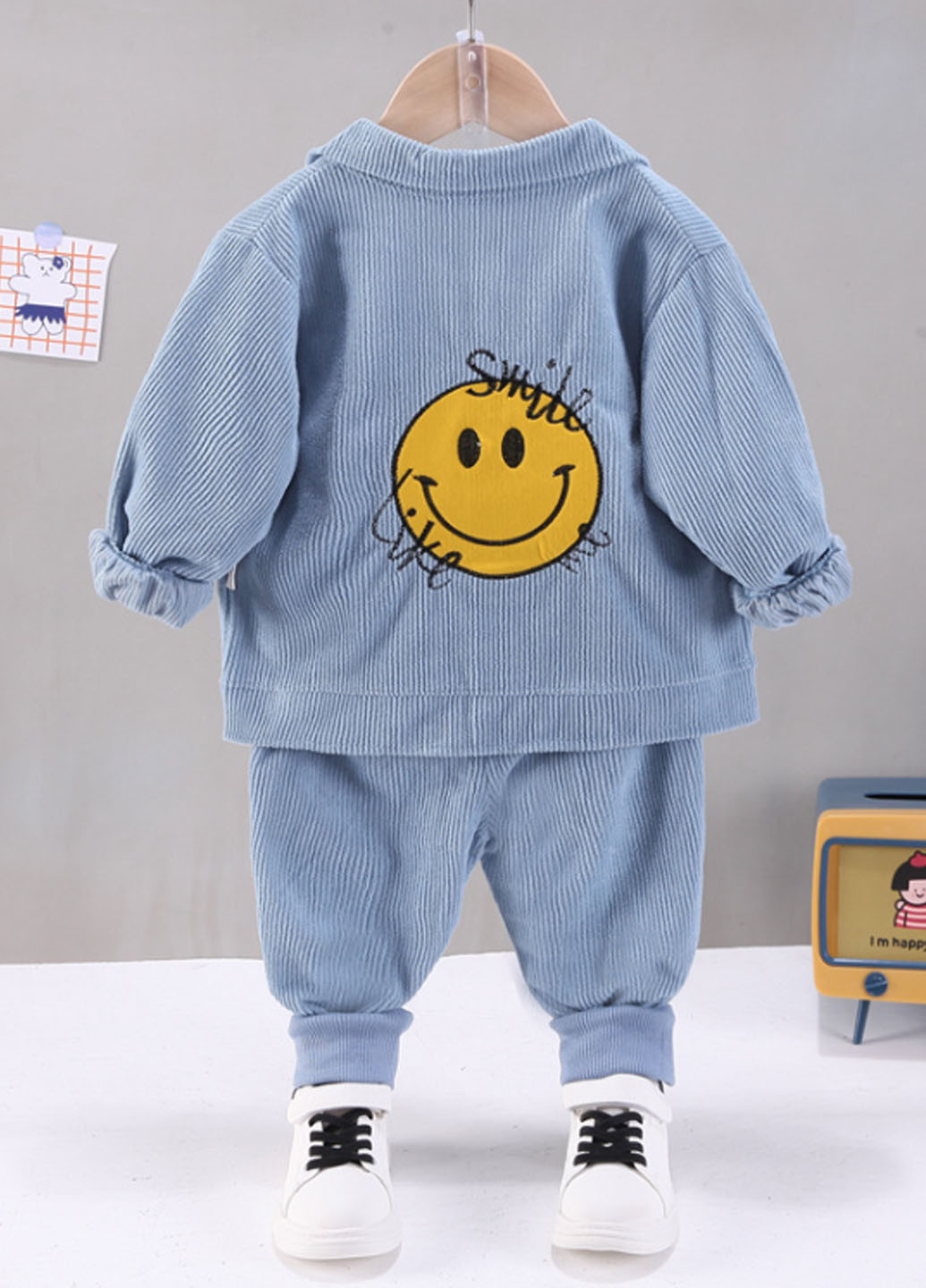 Голубой демисезонный костюм тройка No Brand