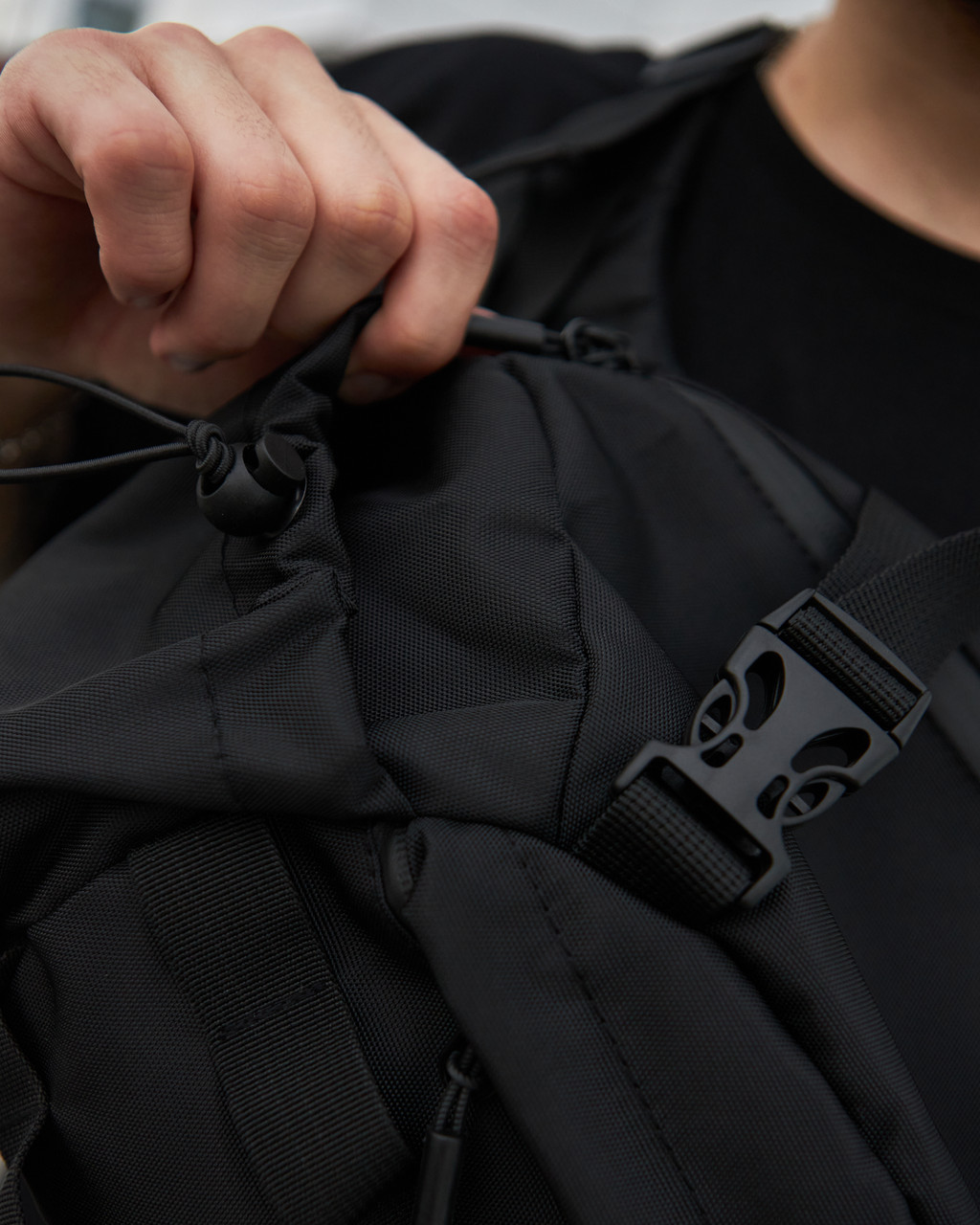 Вмістка нагрудна чоловіча тактична бананка / сумка через плече чорна No Brand TacticaBig (260492537)