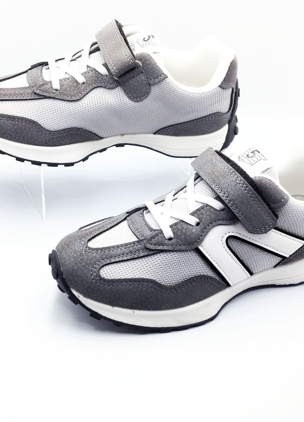 Сірі всесезонні кросівки Jong Golf