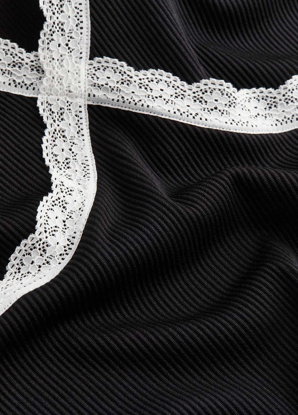 Чорна кежуал сукня H&M однотонна