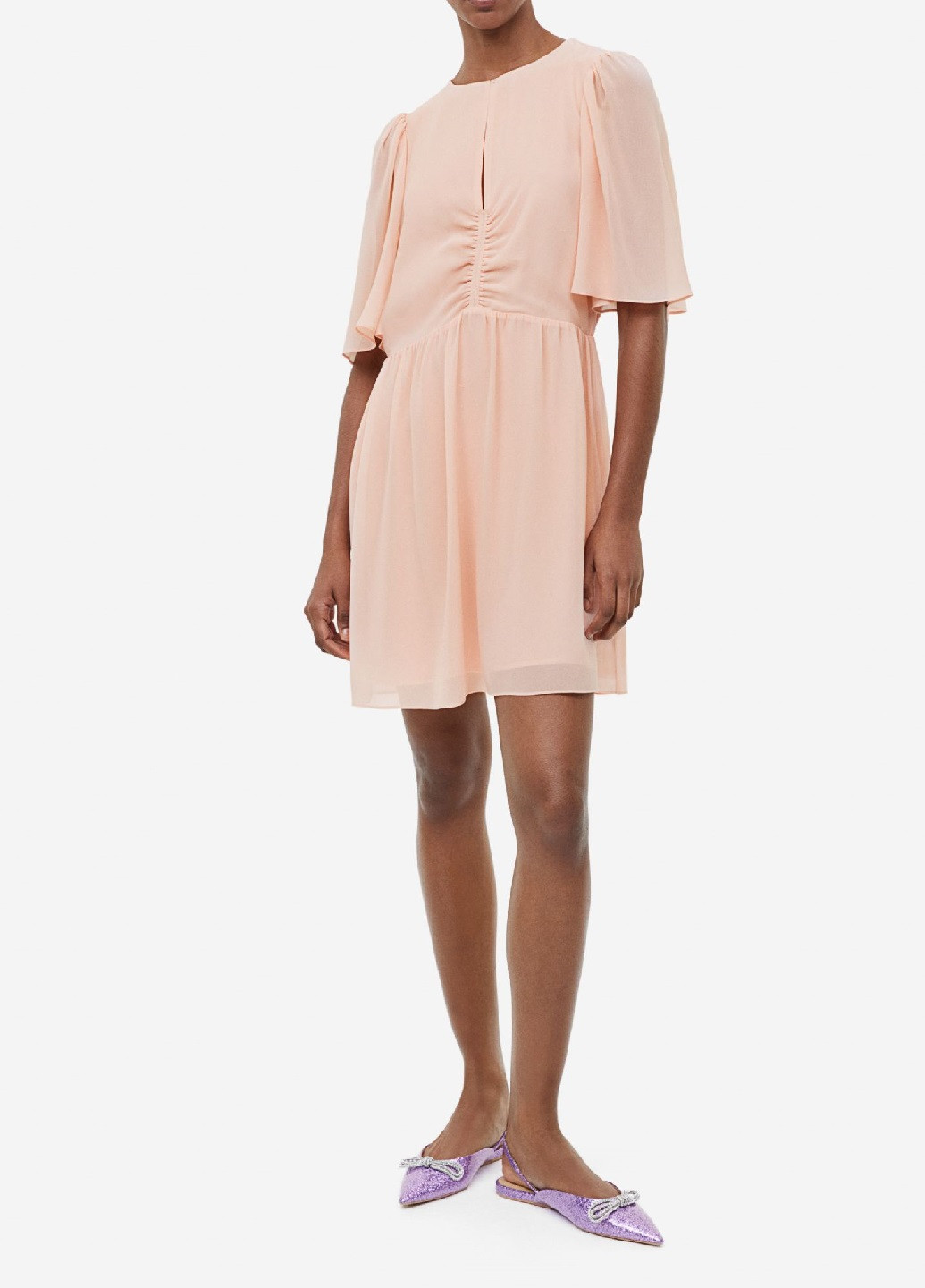 Персиковое деловое платье H&M однотонное