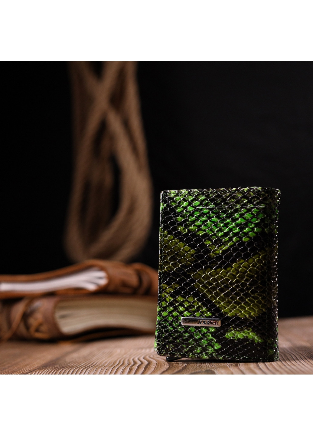 Візитниця шкіряна жіноча 8х10х2, 5 см Karya (260499631)