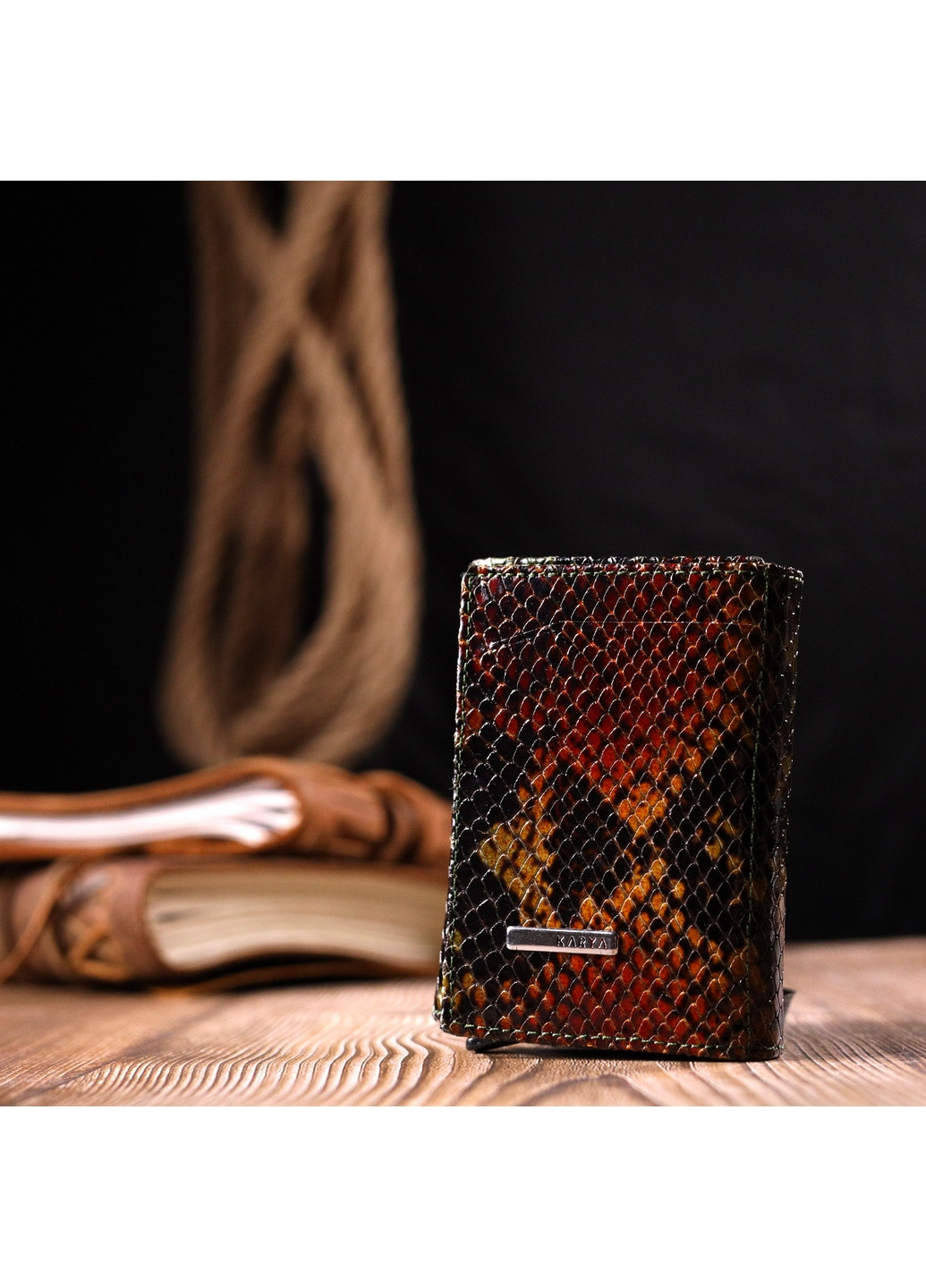 Жіноча шкіряна візитниця 8х10х2, 5 см Karya (260515329)