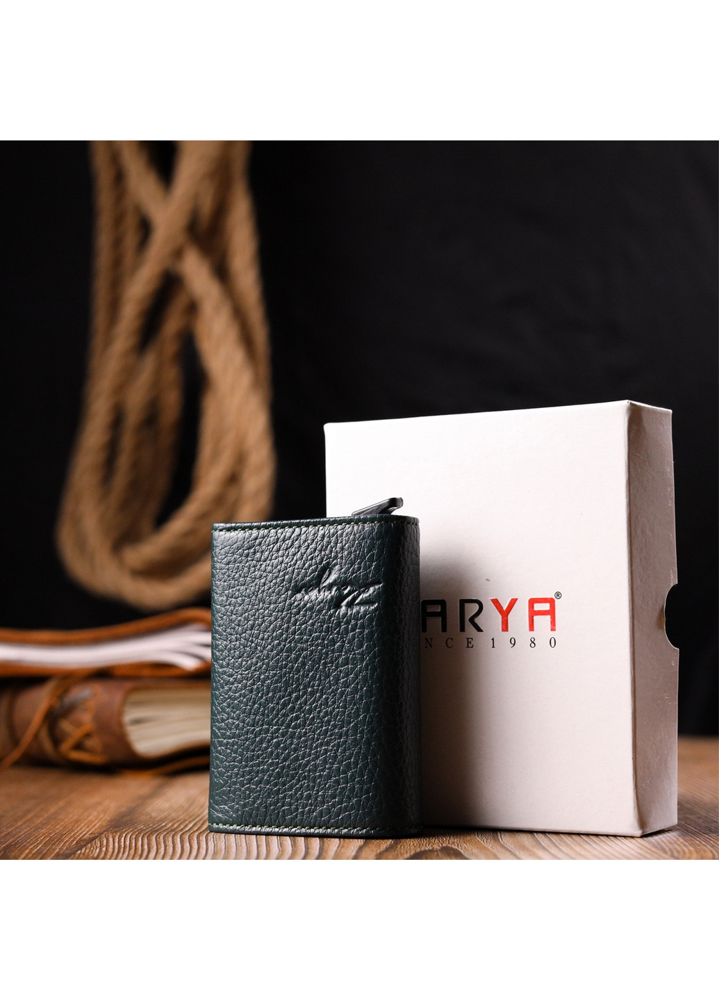 Кожаная визитница 7х9,5х2,5 см Karya (260512573)