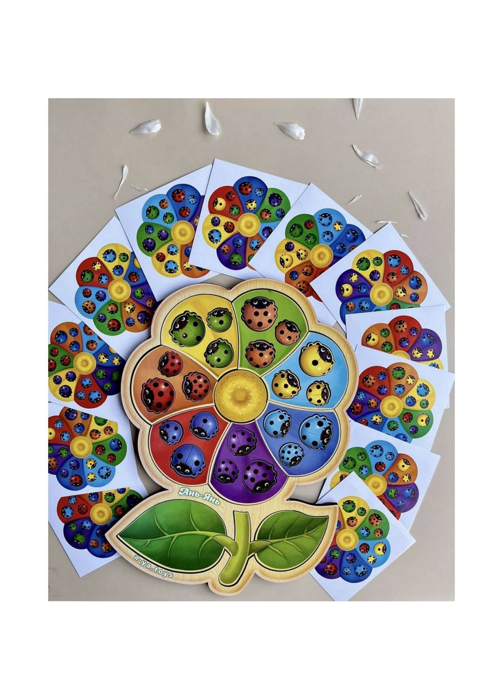 Настольная развивающая игра "Цветик-семицветик-2" сортер с карточками 1х22х33 см Ubumblebees (260530472)
