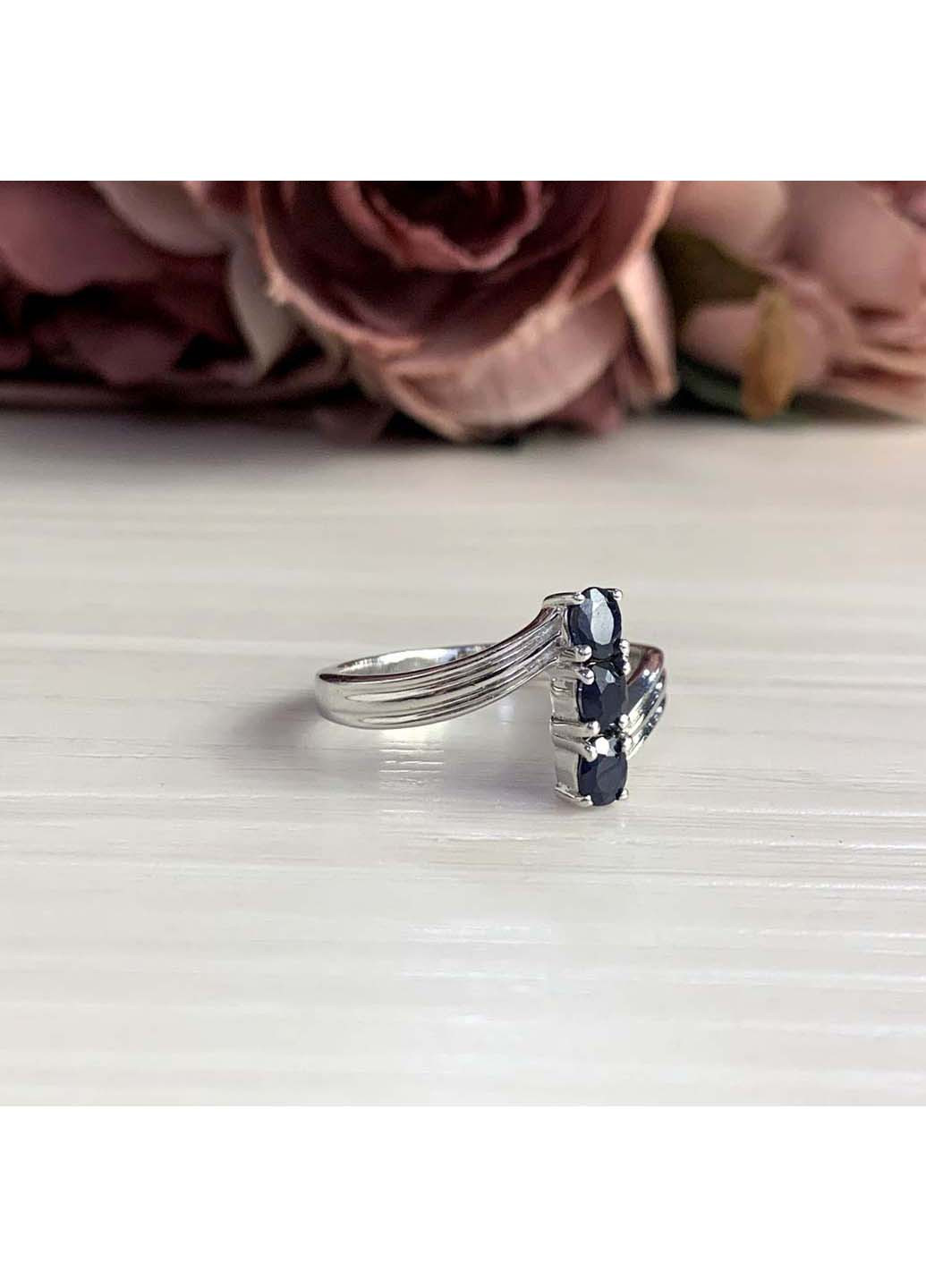 Срібна каблучка з натуральним сапфіром Silver Breeze (260516801)