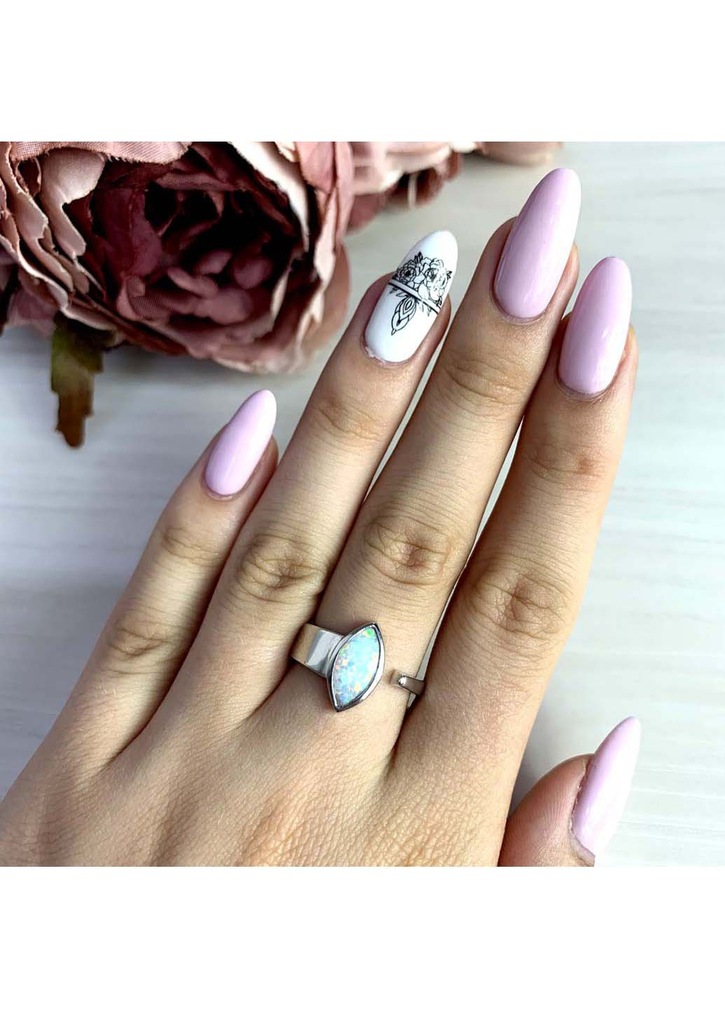 Срібна каблучка з опалом 0.645ct Silver Breeze (260516113)