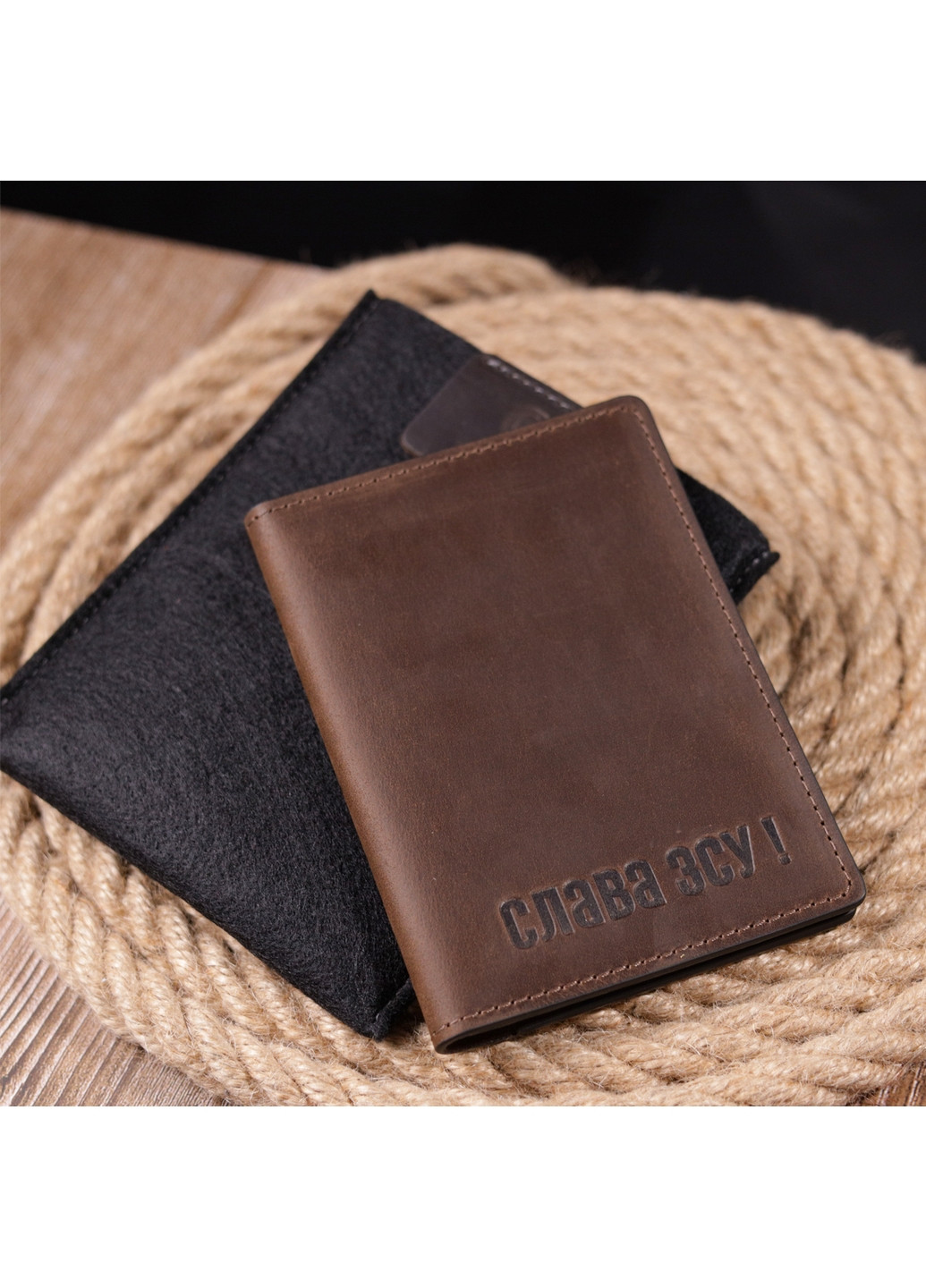 Чоловіча обкладинка для документів 10х14х0,5 см Grande Pelle (260532959)