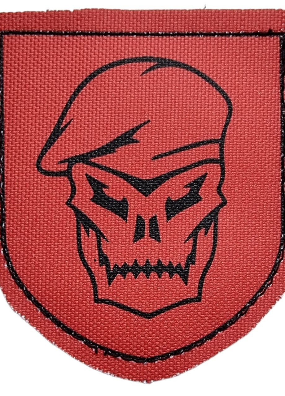 Шеврон щиток Tactic принт Череп у береті, червоний фон (8*7) 4PROFI (260597784)
