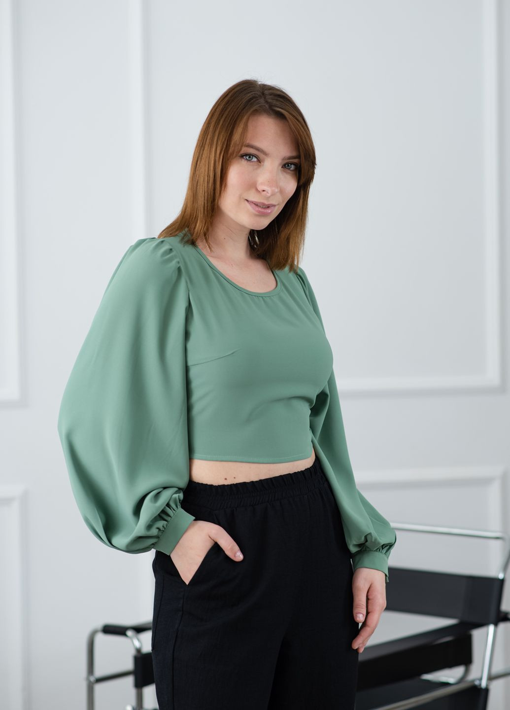Зеленая летняя блузка Azuri
