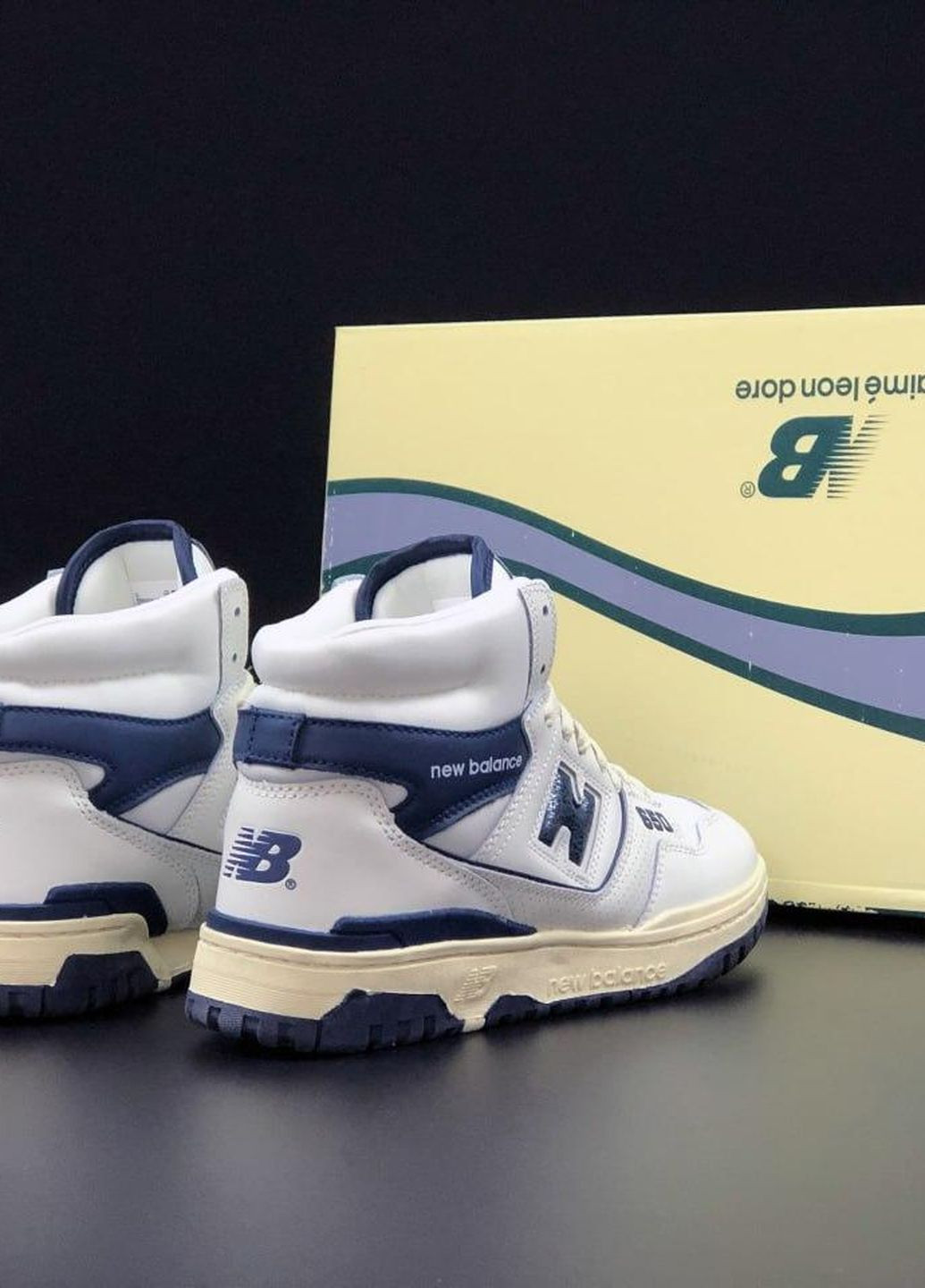 Белые демисезонные белые с синим мужские кроссовки No Brand