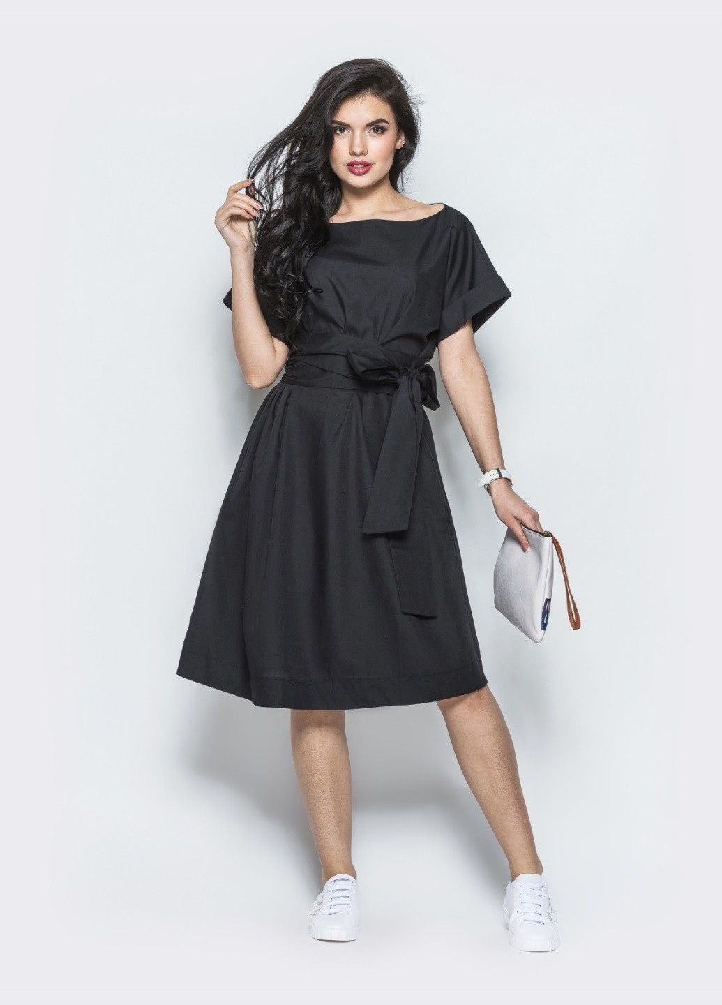 Чорна сукня вільного крою з поясом в комплекті Dressa