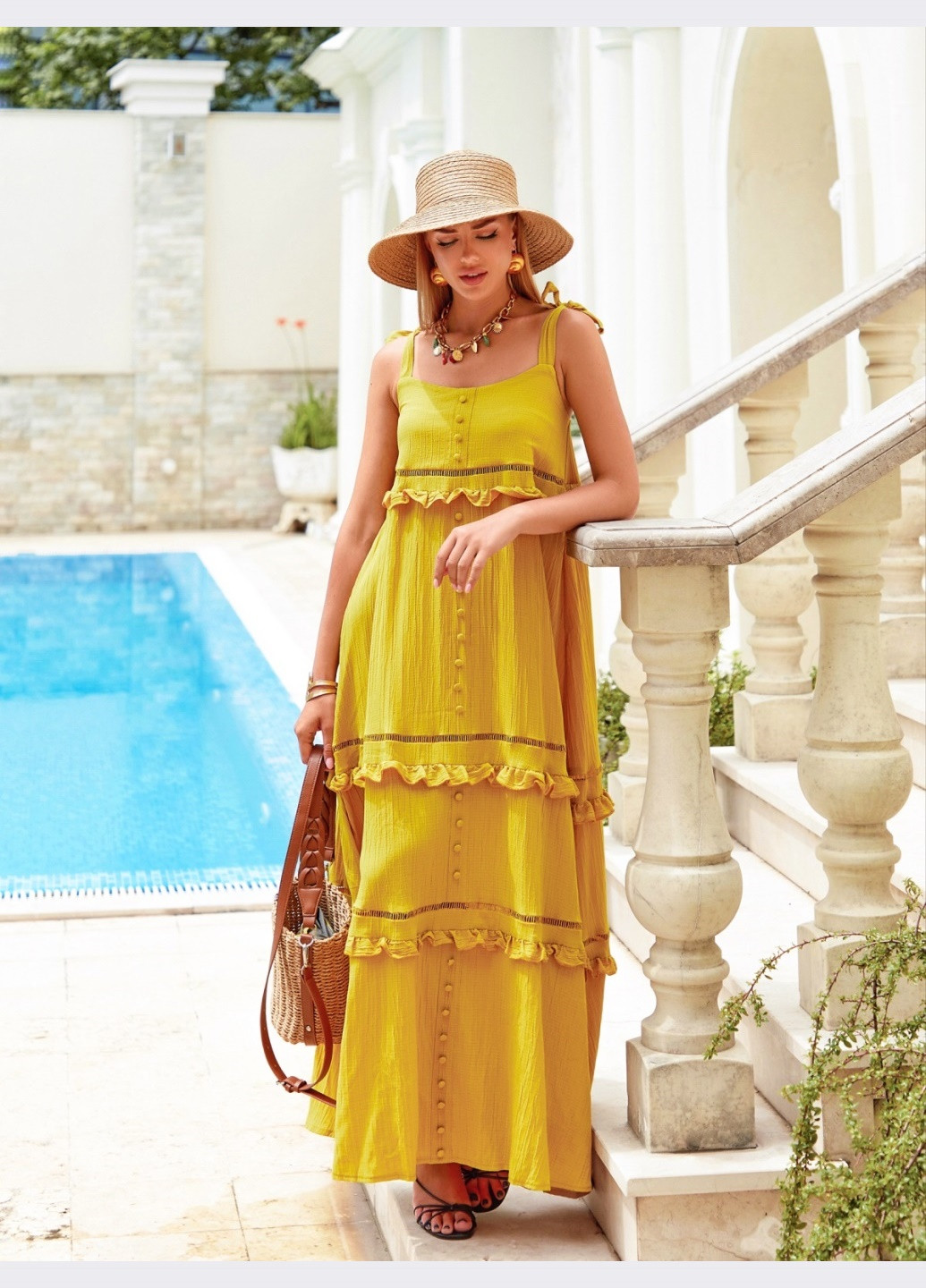 Желтое длинное платье желтого цвета без рукавов Dressa