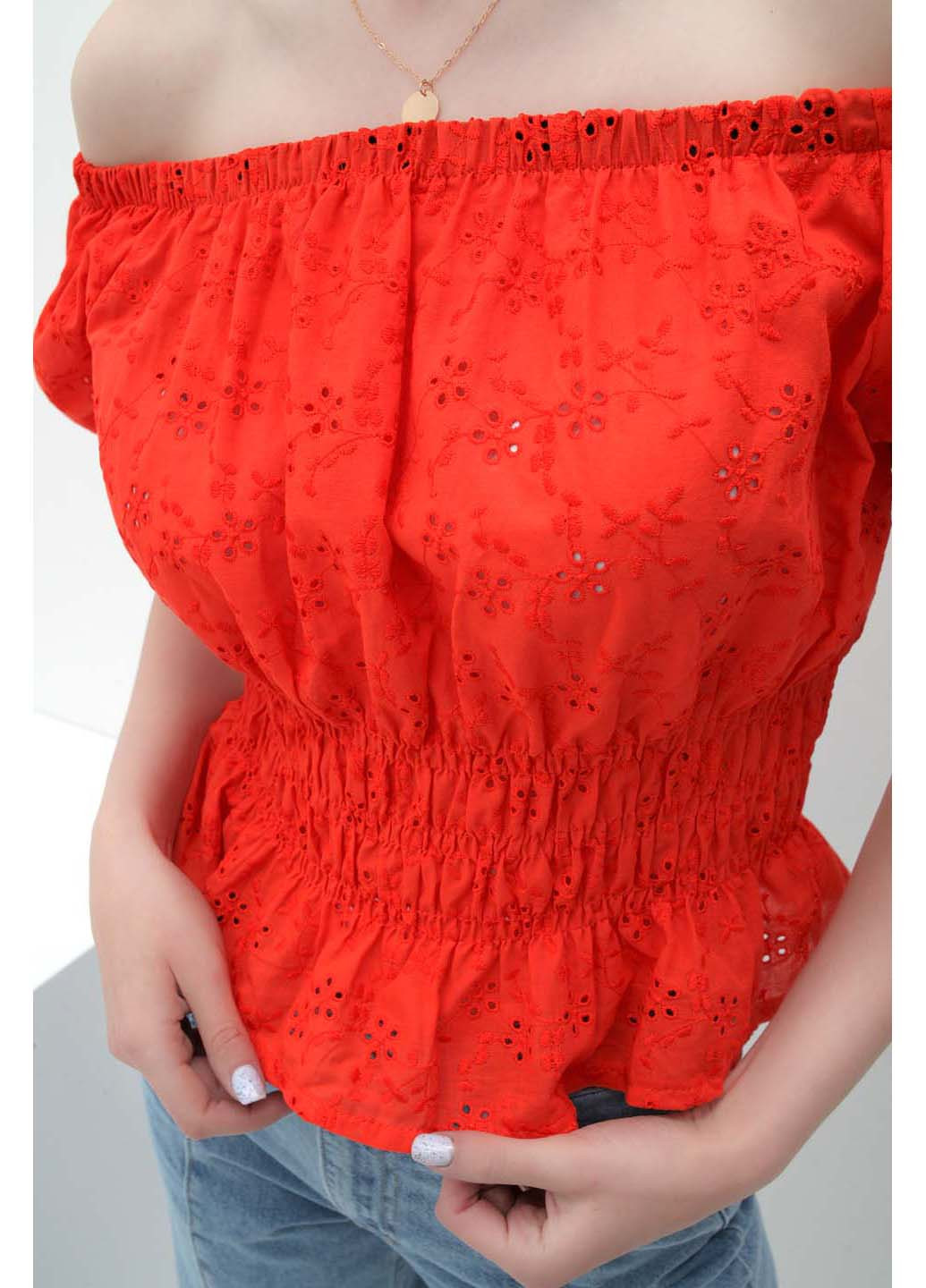 Червона демісезонна блуза Busem
