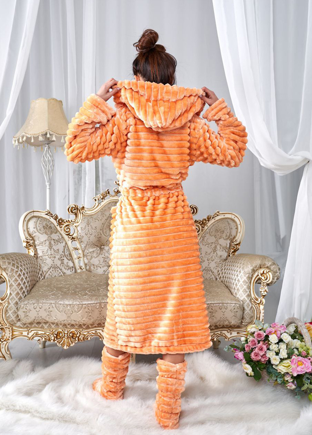 Махровый женский халат-шубка с капюшоном и комнатными сапожками в комплекте Selim-tekstil (260620074)