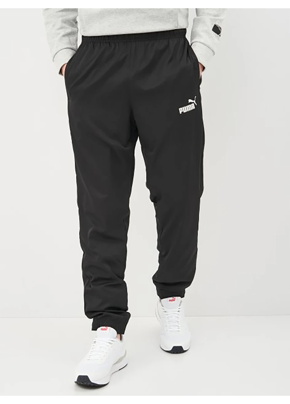 Черные спортивные демисезонные брюки Puma