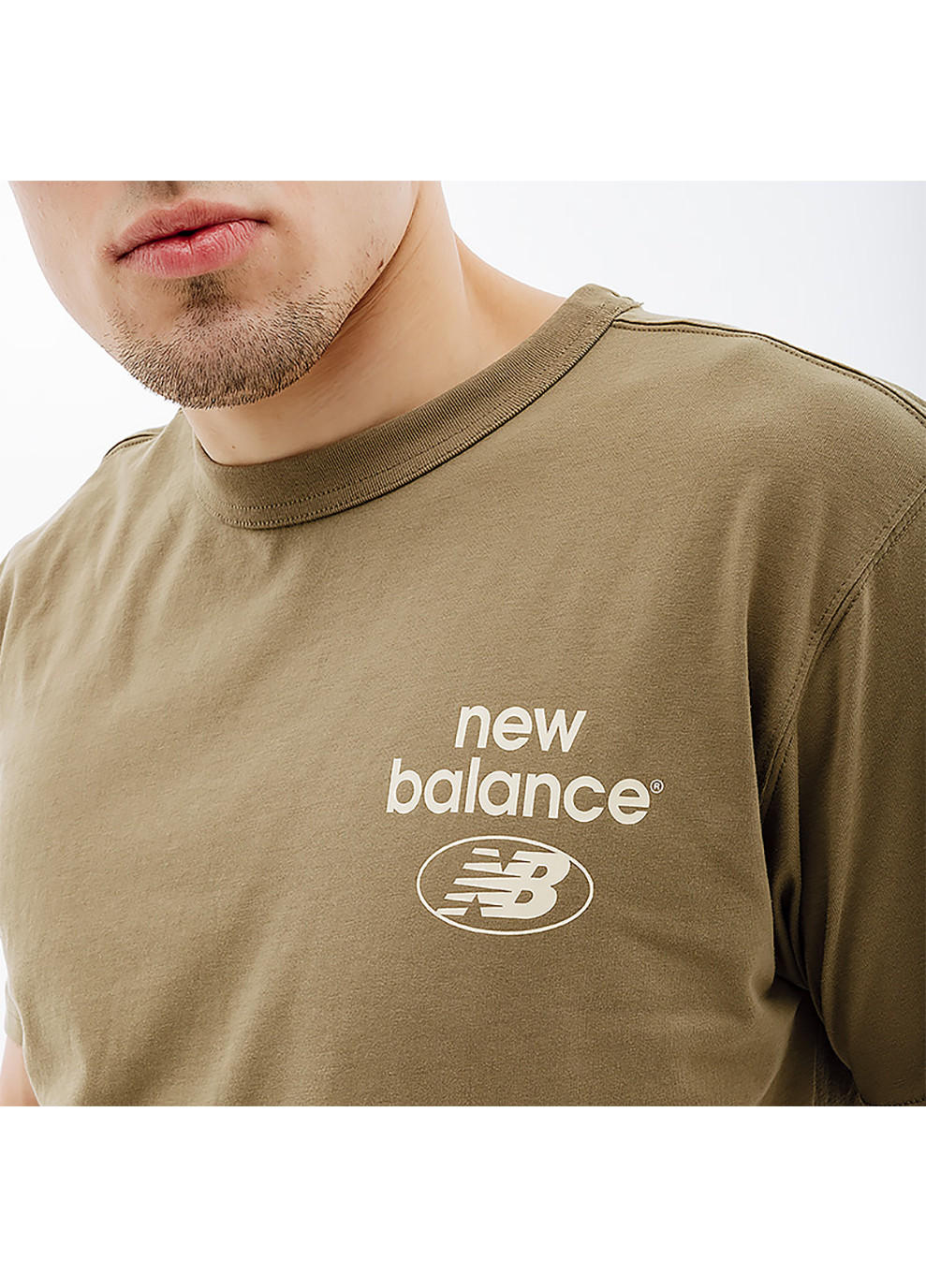Хаки (оливковая) мужская футболка essentials reimagined хаки New Balance