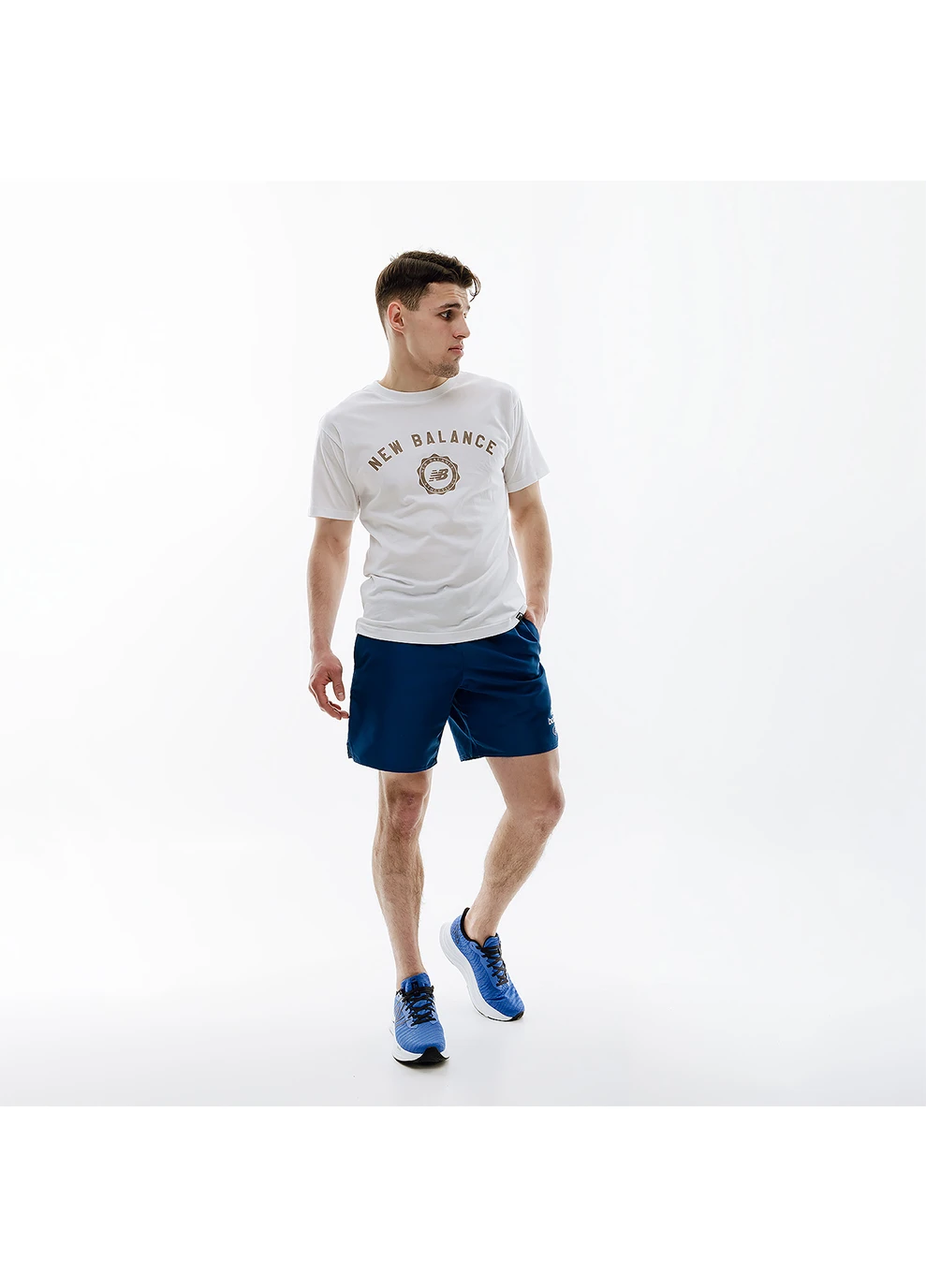Біла чоловіча футболка sport seasonal graphic білий New Balance