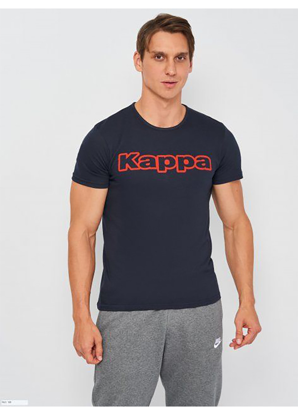 Темно-синя футболка t-shirt mezza manica girocollo stampa logo petto темно-синій xl чоловік k1335 k1335 blunavy-xl Kappa