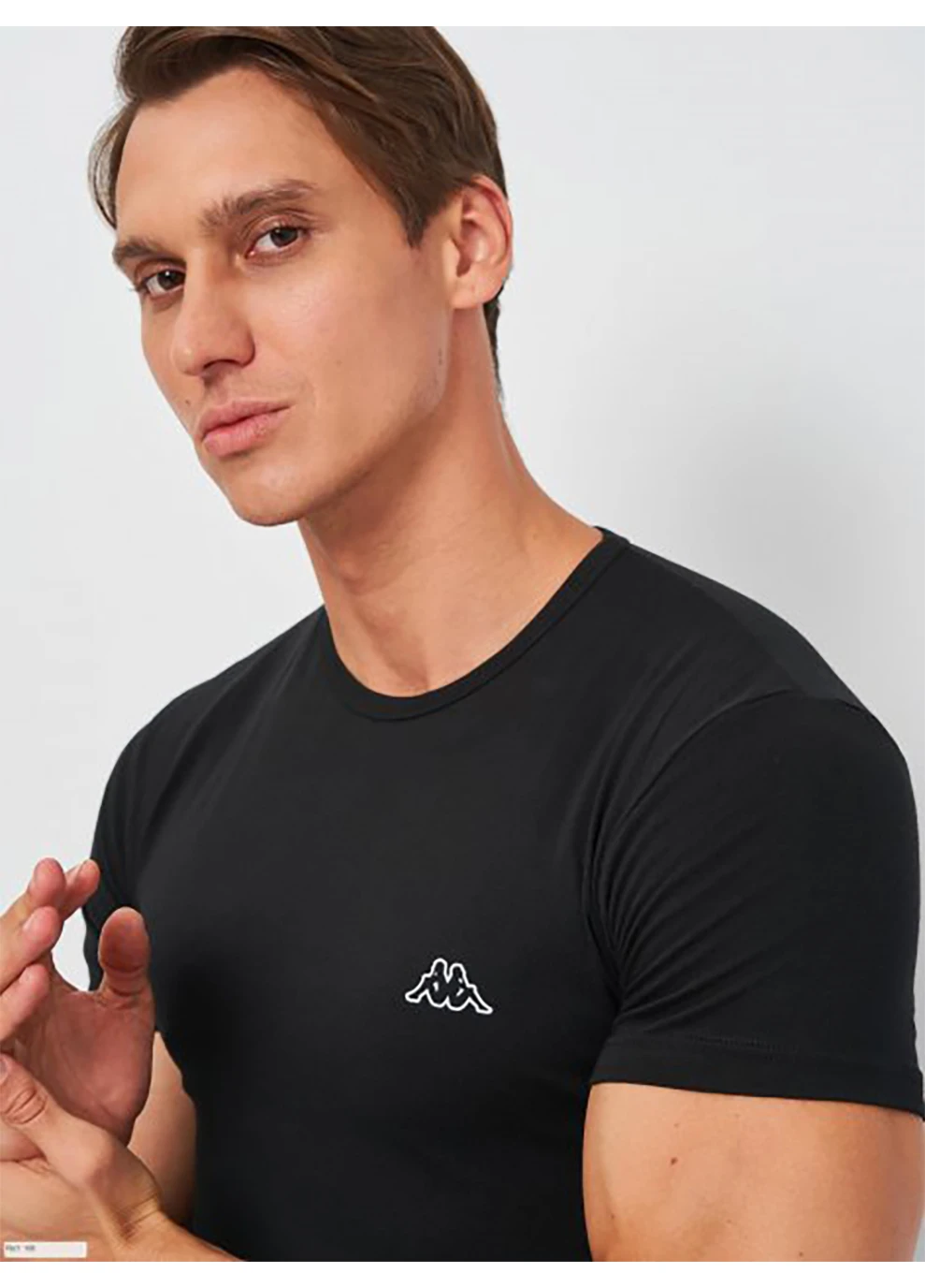 Чорна футболка t-shirt mezza manica girocollo чорний l чол k1304 nero-l Kappa