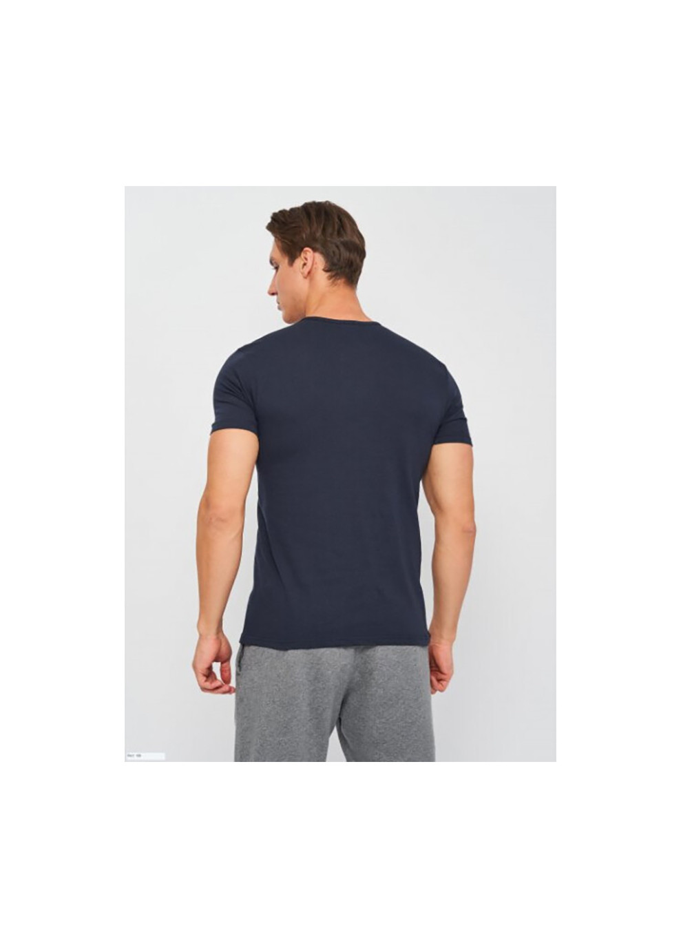 Темно-синяя футболка t-shirt mezza manica girocollo con stampa logo petto темно-синий m муж k1335 blunavy-m Kappa