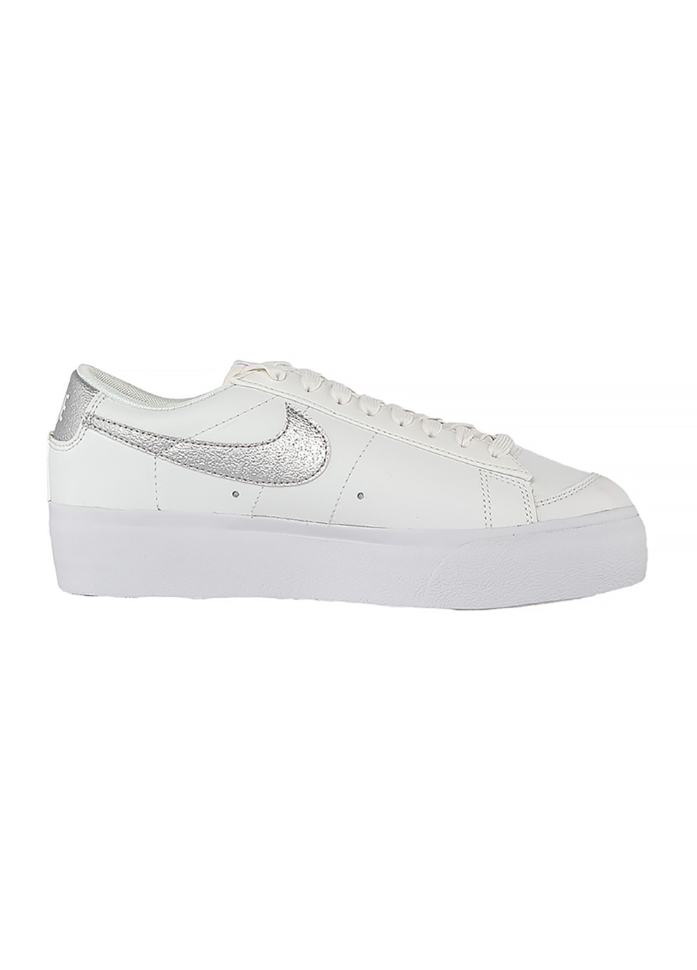 Білі осінні жіночі кросівки w blazer low platform ess білий Nike