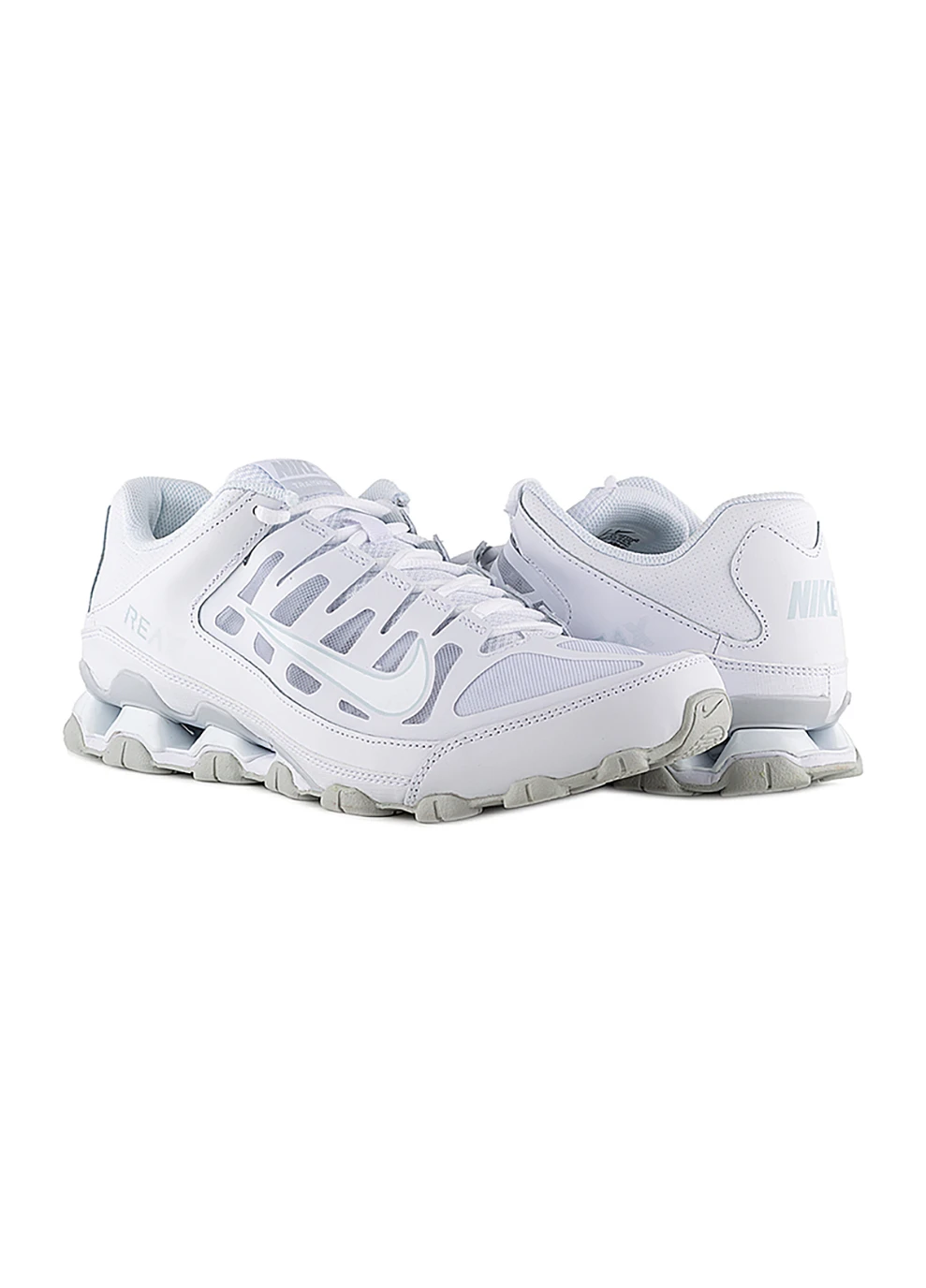 Белые демисезонные мужские кроссовки reax 8 tr mesh белый Nike