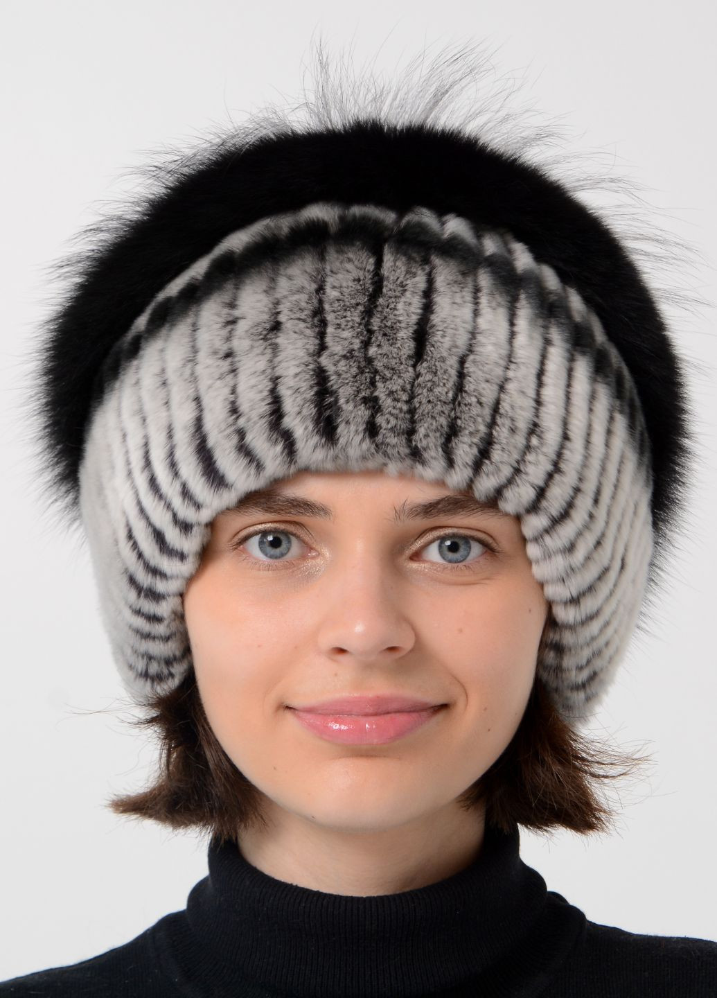 Жіноча зимова хутряна шапка із справжнього хутра кролика Меховой Стиль улитка (260947277)