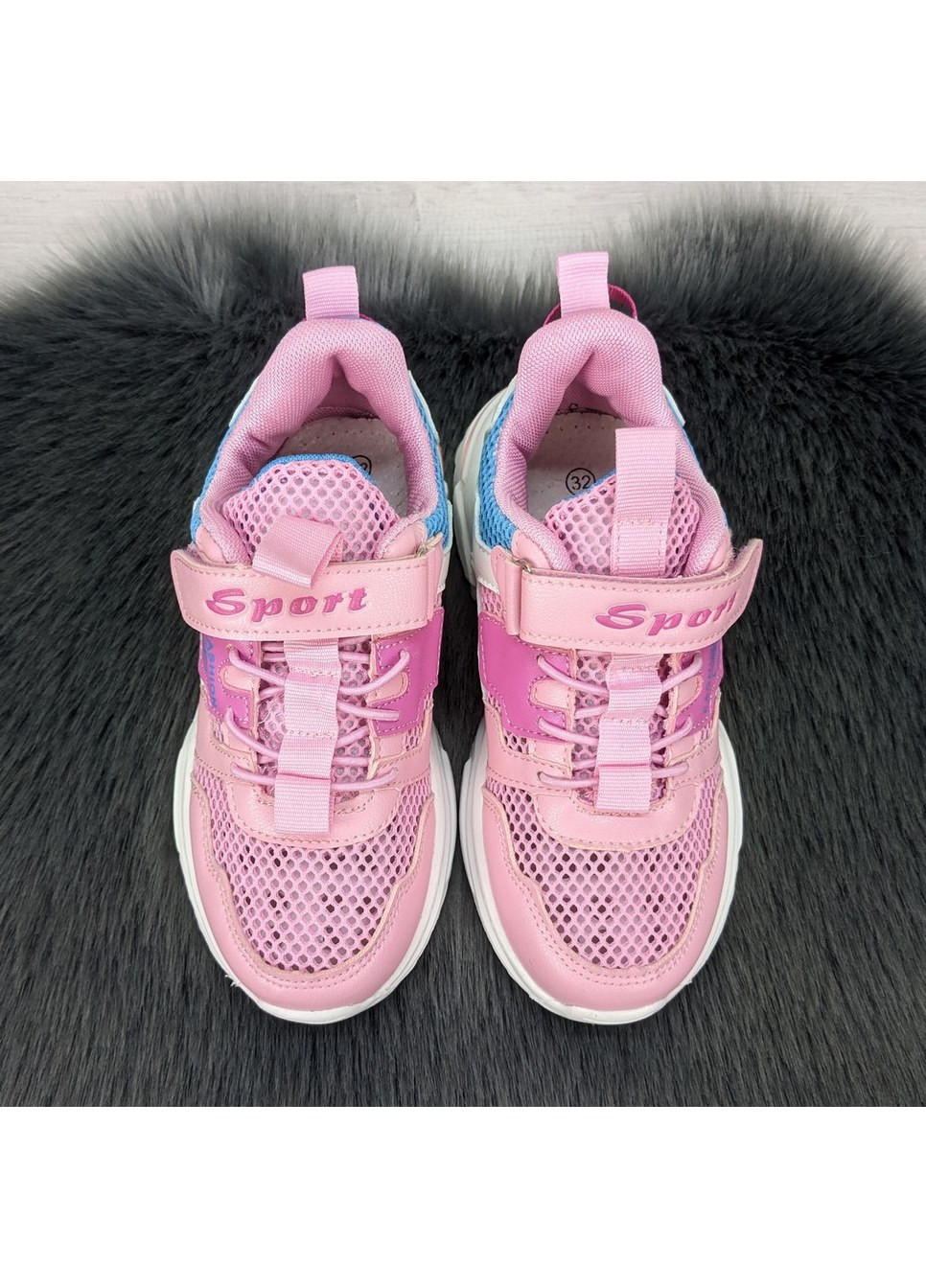 Розовые демисезонные кроссовки для девочки С.Луч