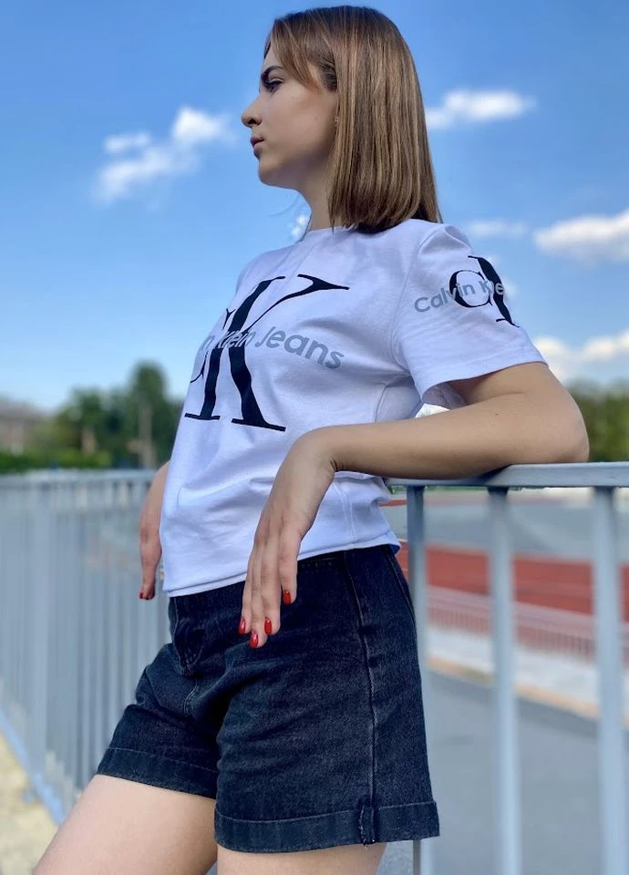Набір жіночих футболок (2 шт.) з надписом “Calvin Klein” Чорний () No Brand - (260947026)