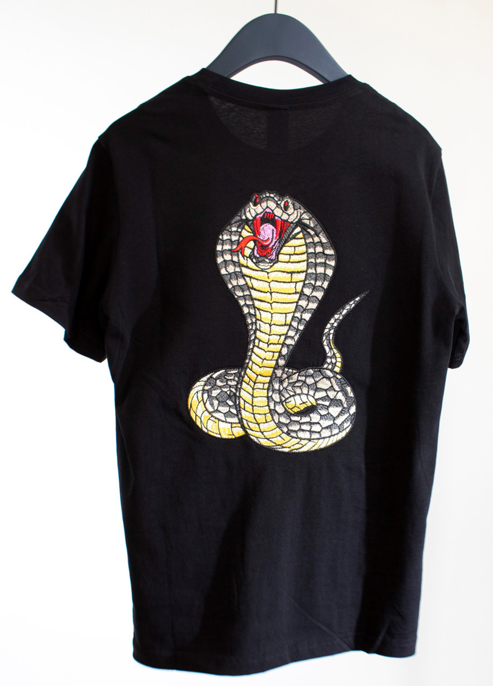 Чорна демісезон жіноча футболка big cobra black No Brand