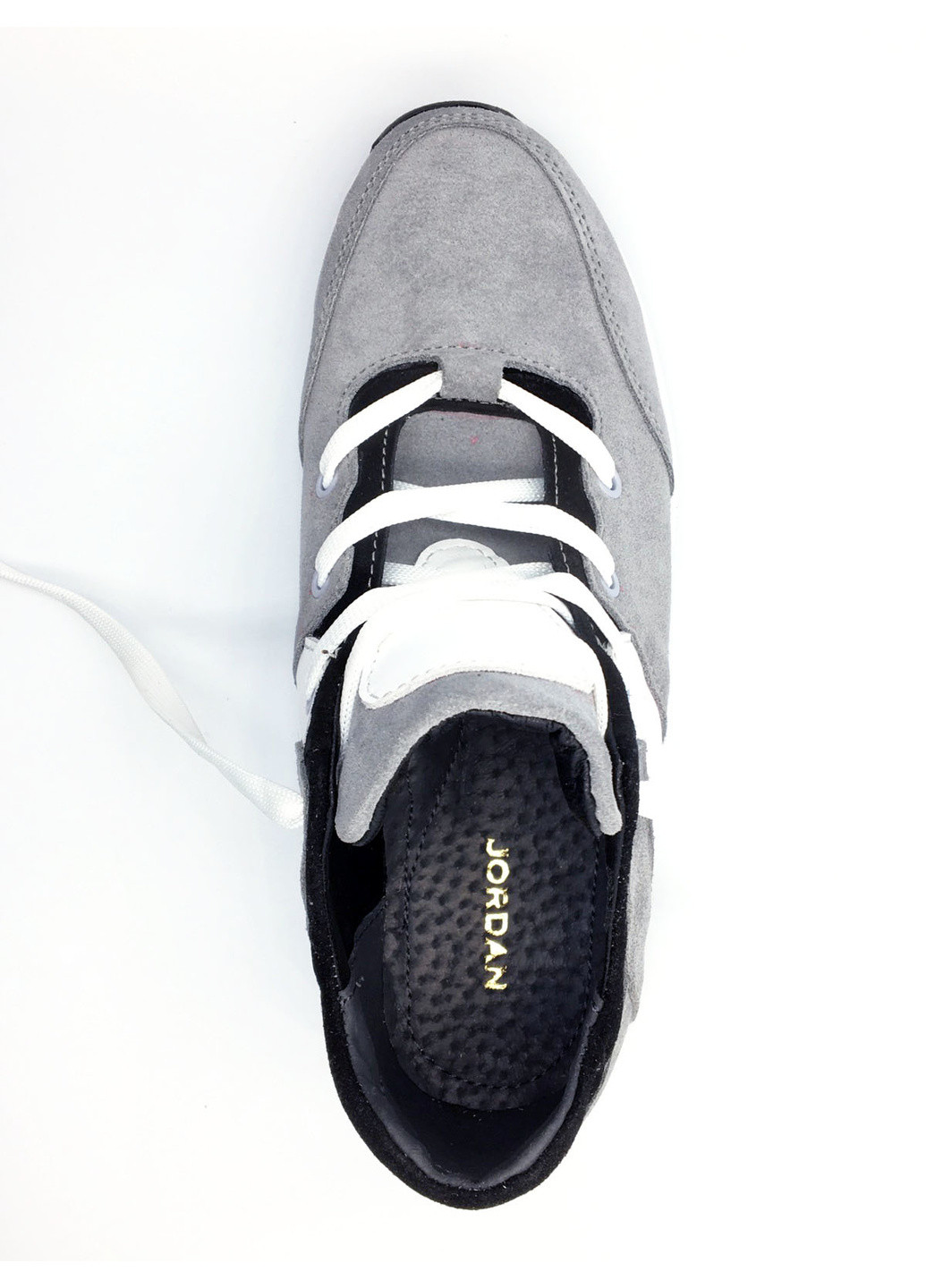 Сірі всесезонні кросівки Jordan