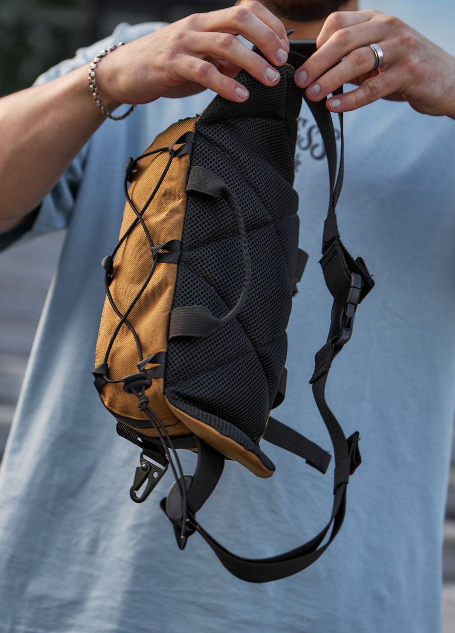 Тактическая бананка, поясная сумка цвет камуфляжный койот с карабином No Brand coyote tt (261326433)