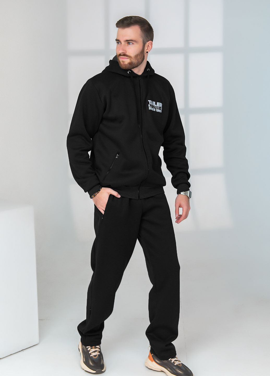 Чорний демісезонний утепленний трикотажний спортивний костюм з капюшоном Tailer