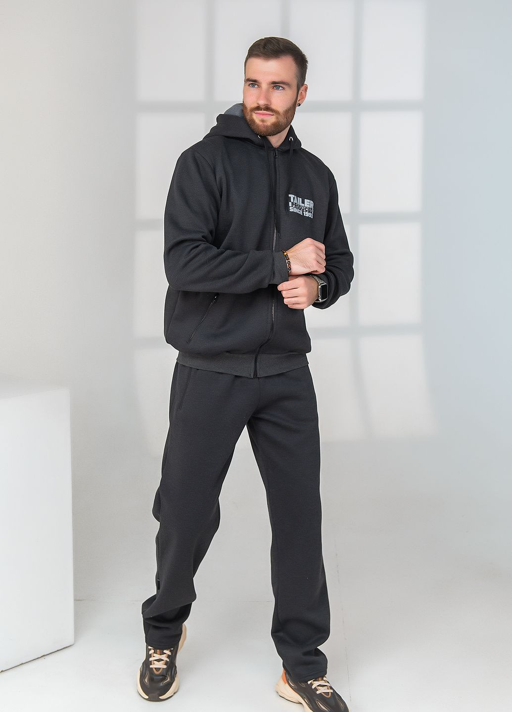 Серый демисезонный утепленный трикотажный спортивний костюм с капюшоном Tailer