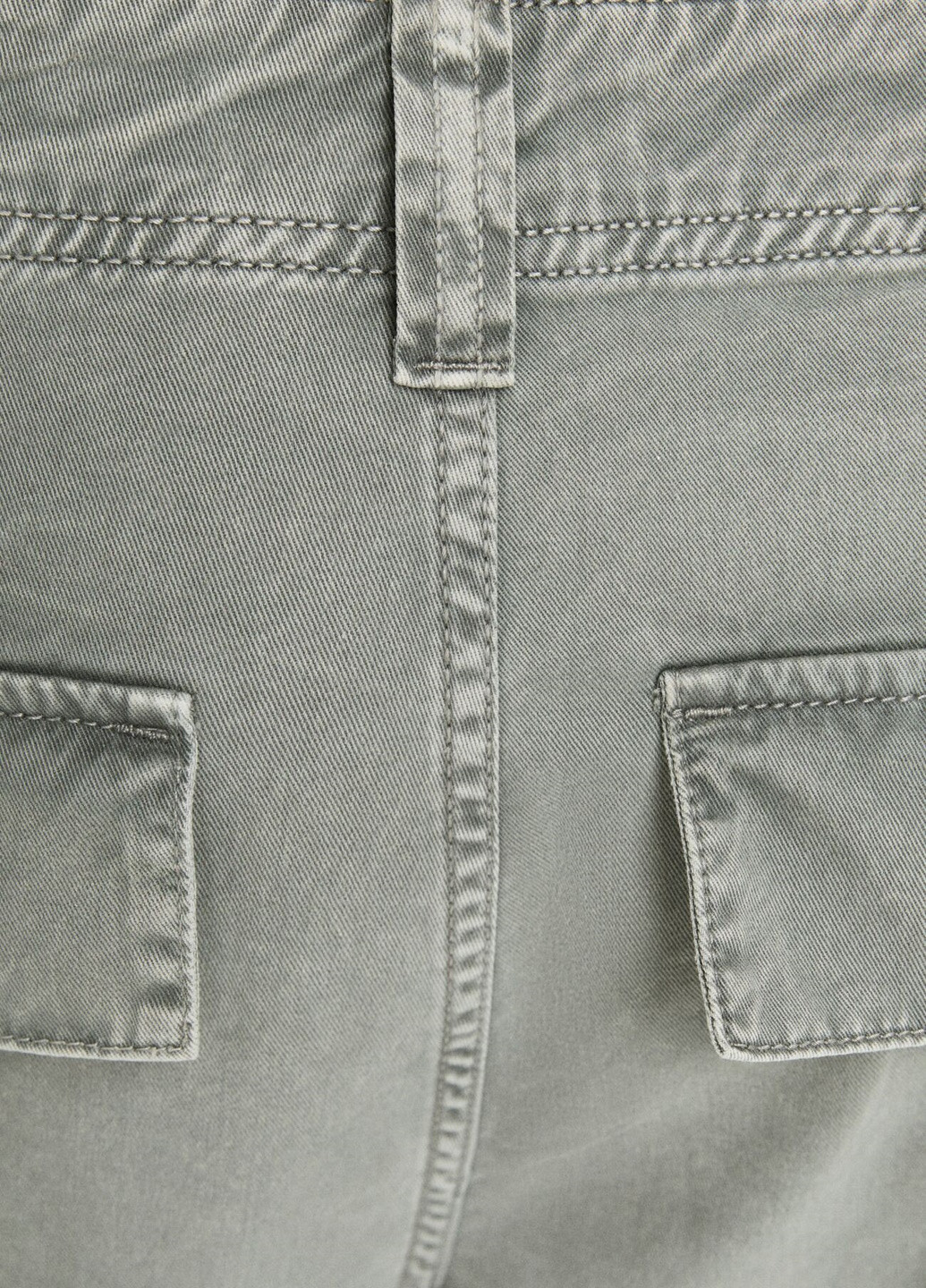 Серые повседневный демисезонные брюки Bershka