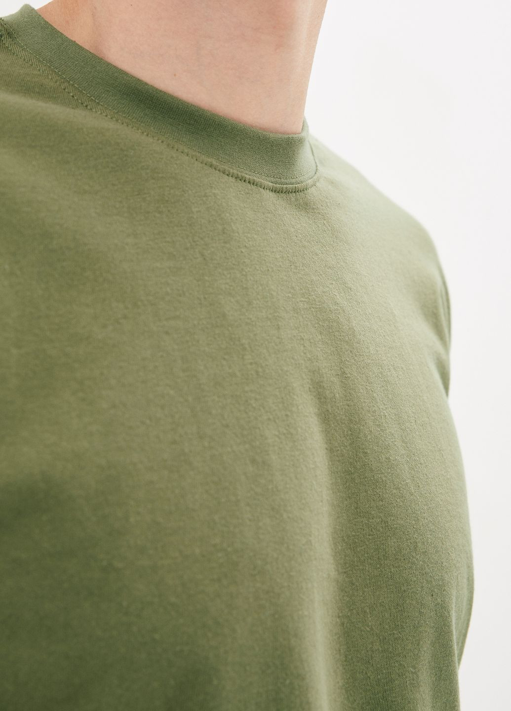 Хаки (оливковая) футболка базовая мужская с коротким рукавом Роза