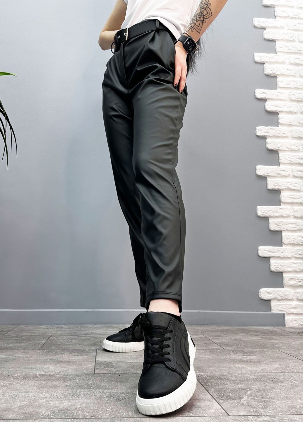 Черные кэжуал демисезонные брюки Fashion Girl