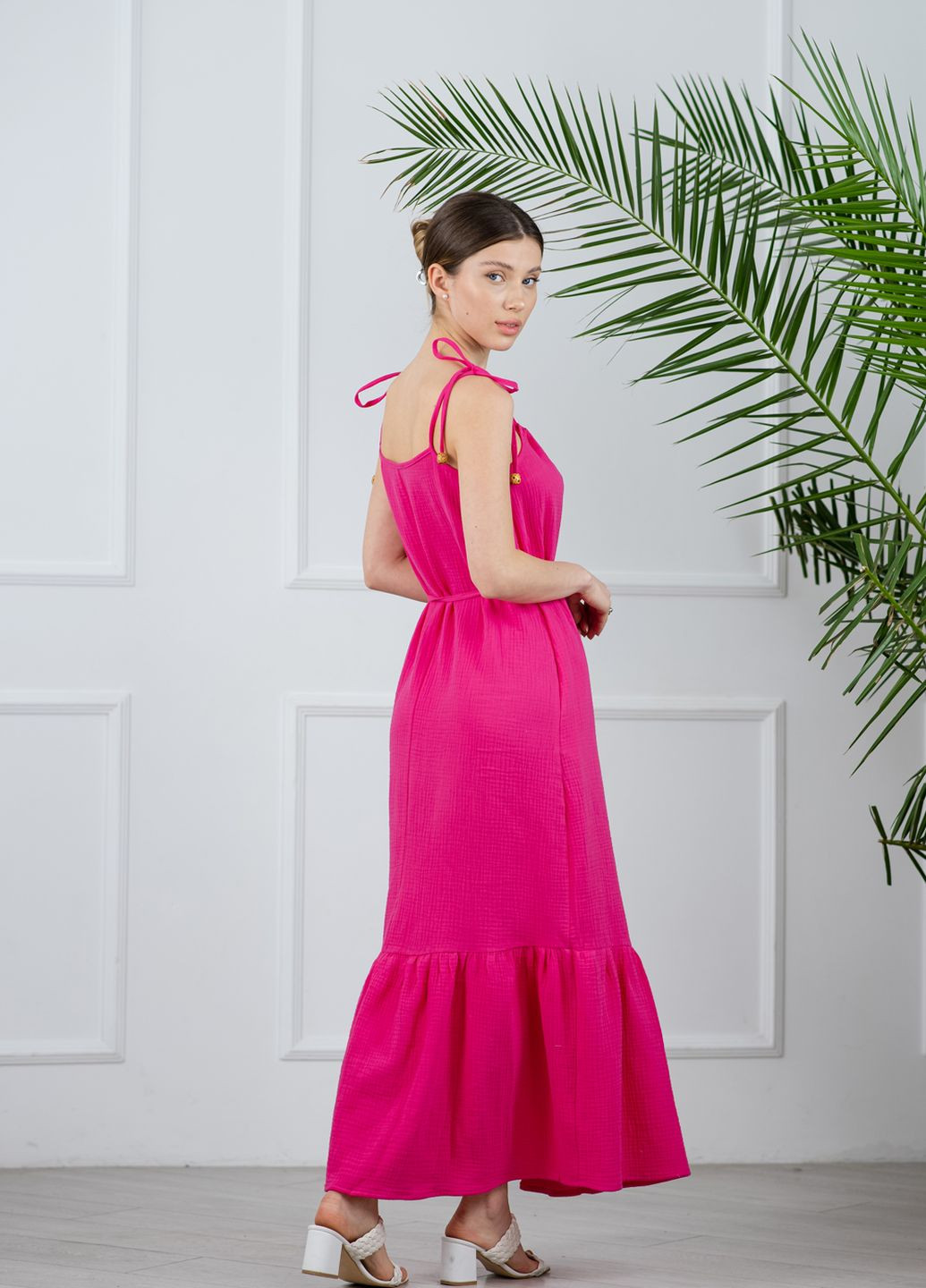 Фуксиновое (цвета Фуксия) кэжуал платье Azuri однотонное