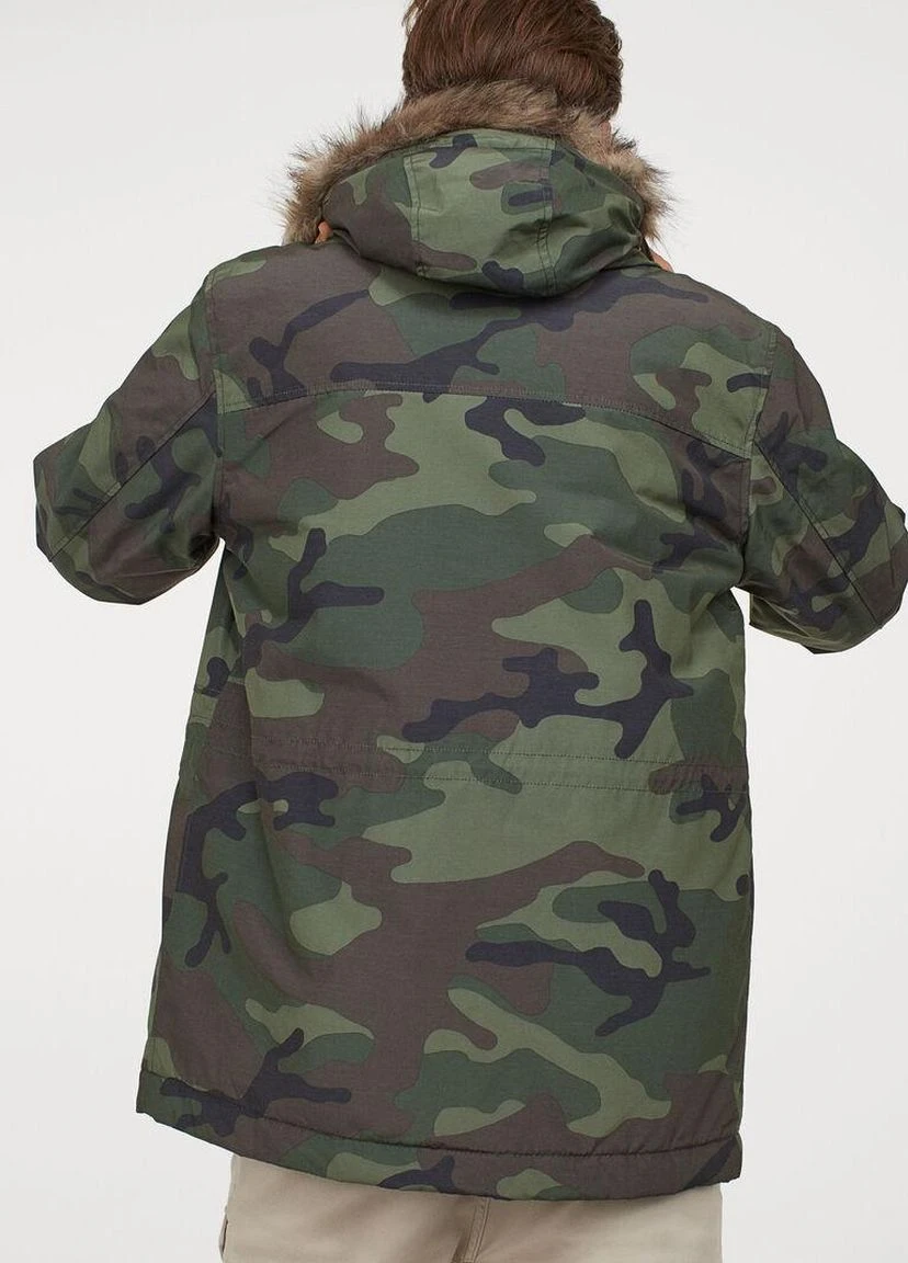Зеленая куртка зима,милитари, divided H&M