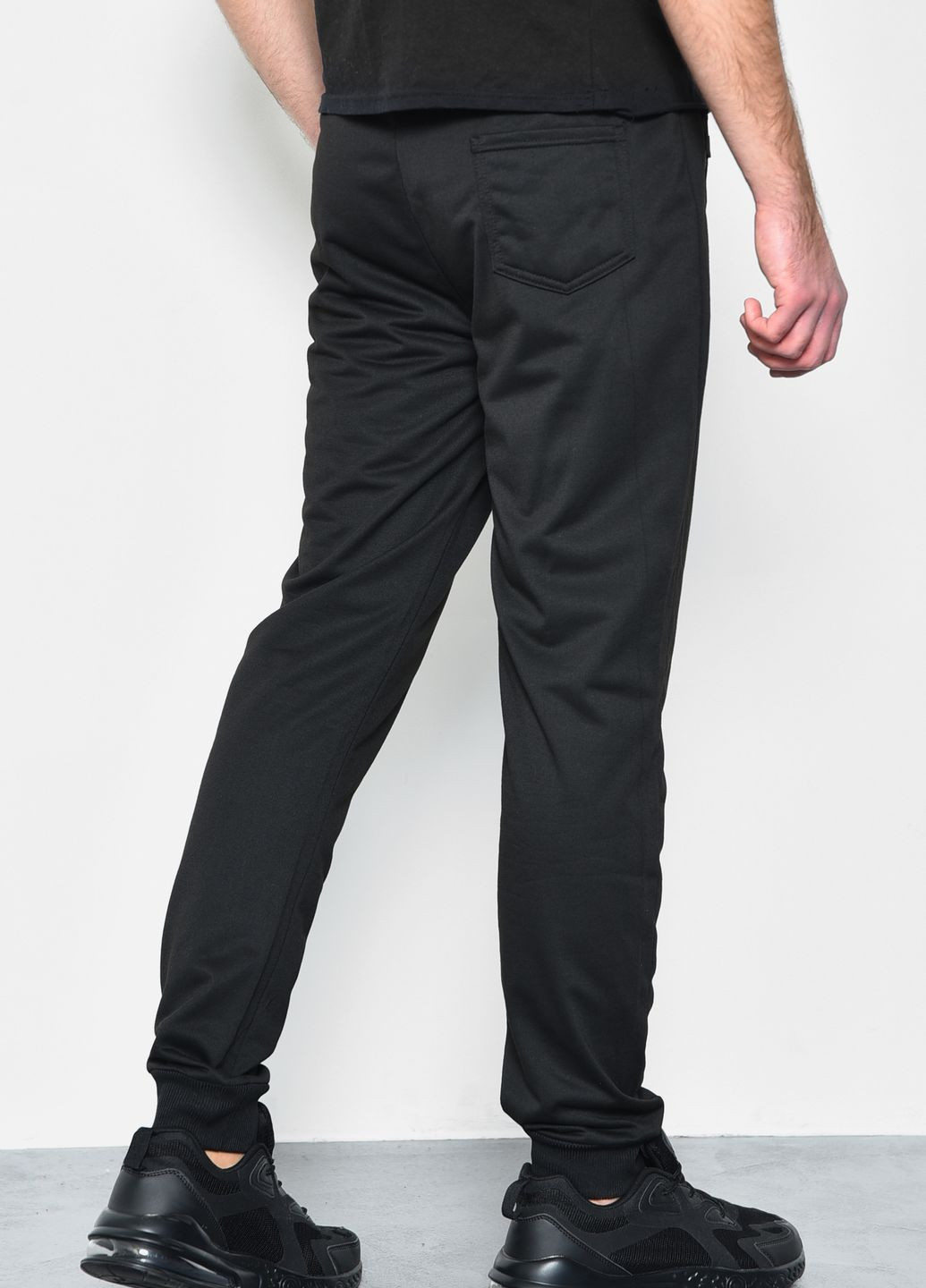 Спортивні штани чоловічі чорного кольору Let's Shop (277609071)